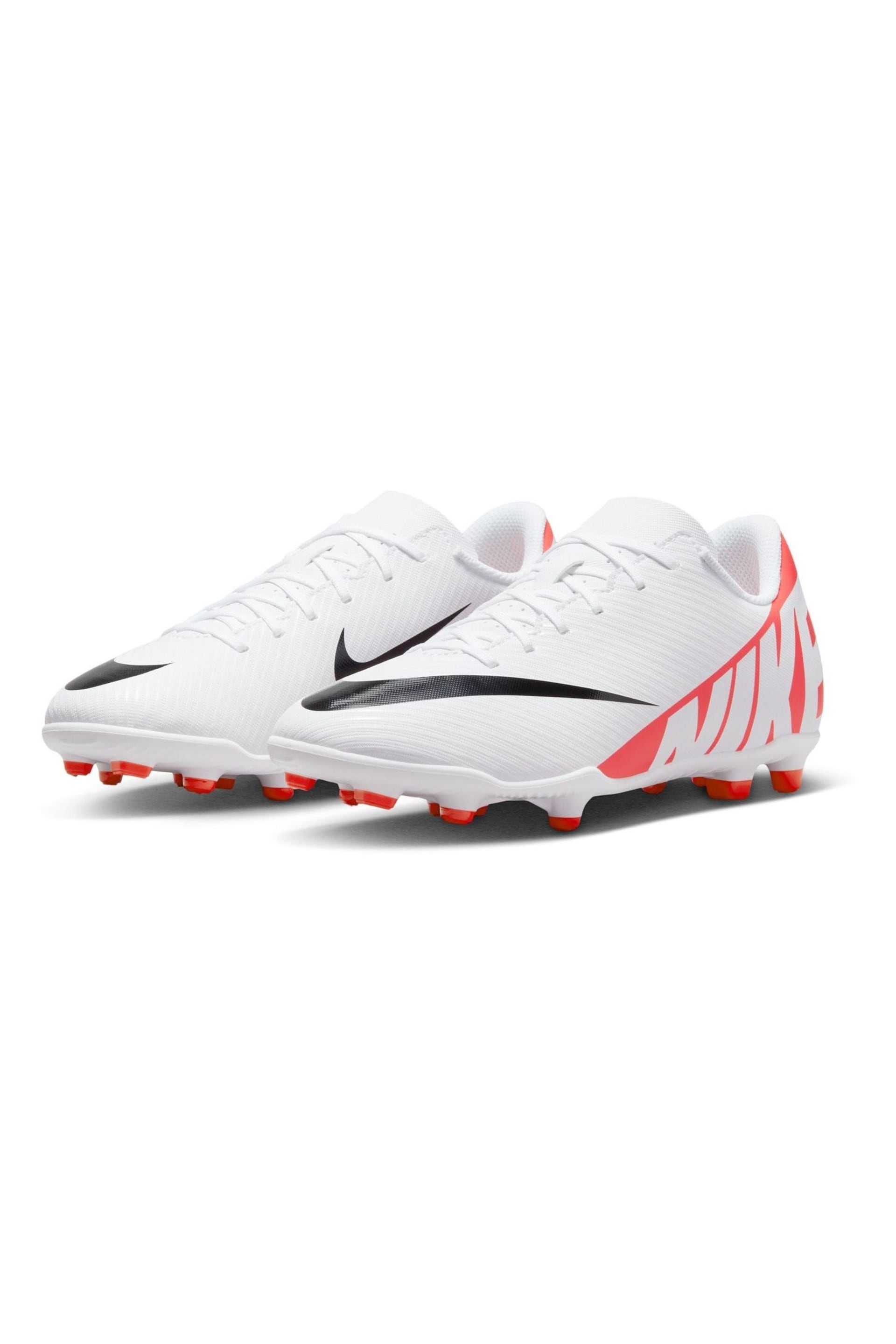 Nike Jr. Red Mercurial Vapor 15 Club Firm Ground Football Boots - Image 5 of 11