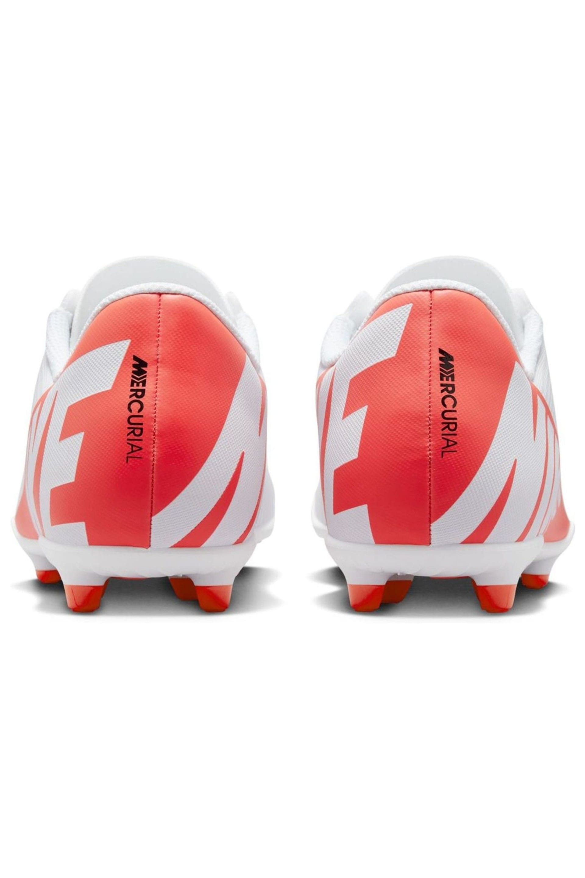 Nike Jr. Red Mercurial Vapor 15 Club Firm Ground Football Boots - Image 8 of 11