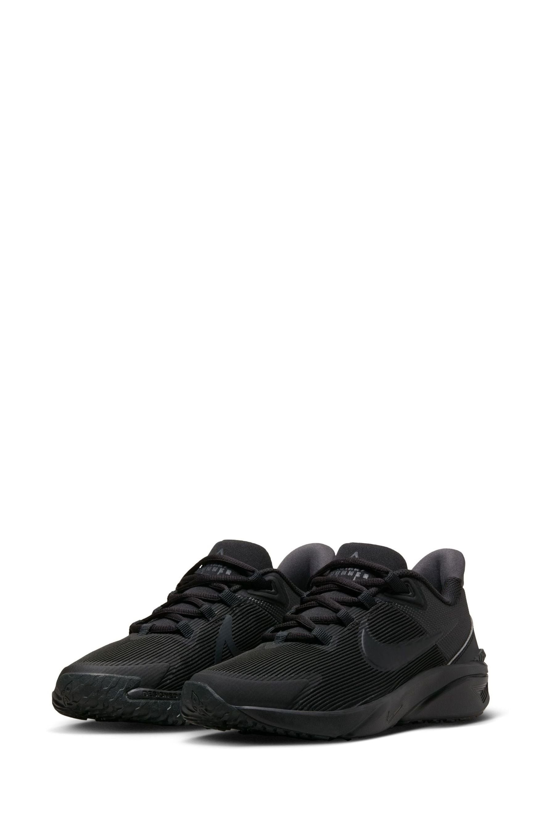 Star run nike 2025