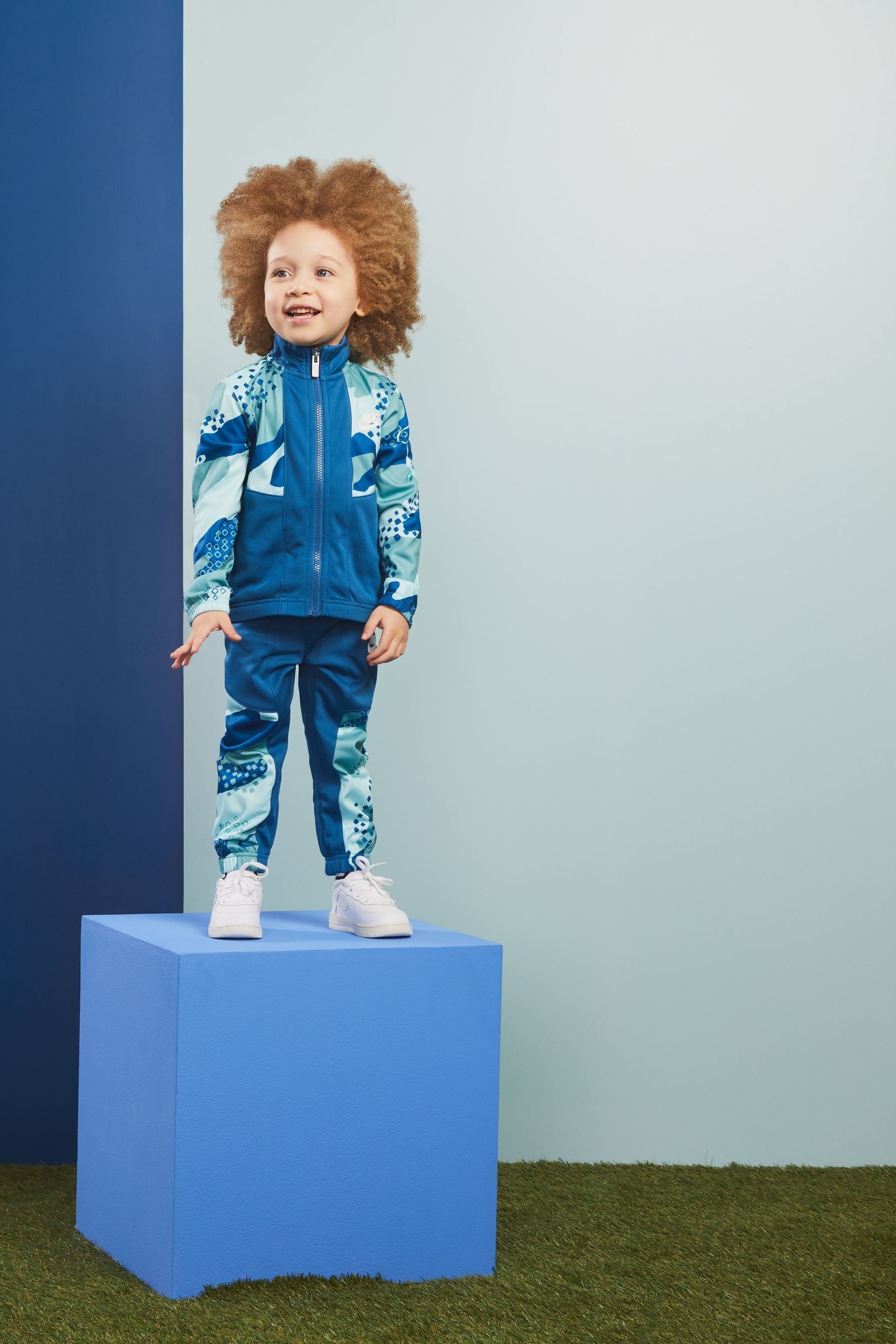 Nike blue camo tracksuit clearance