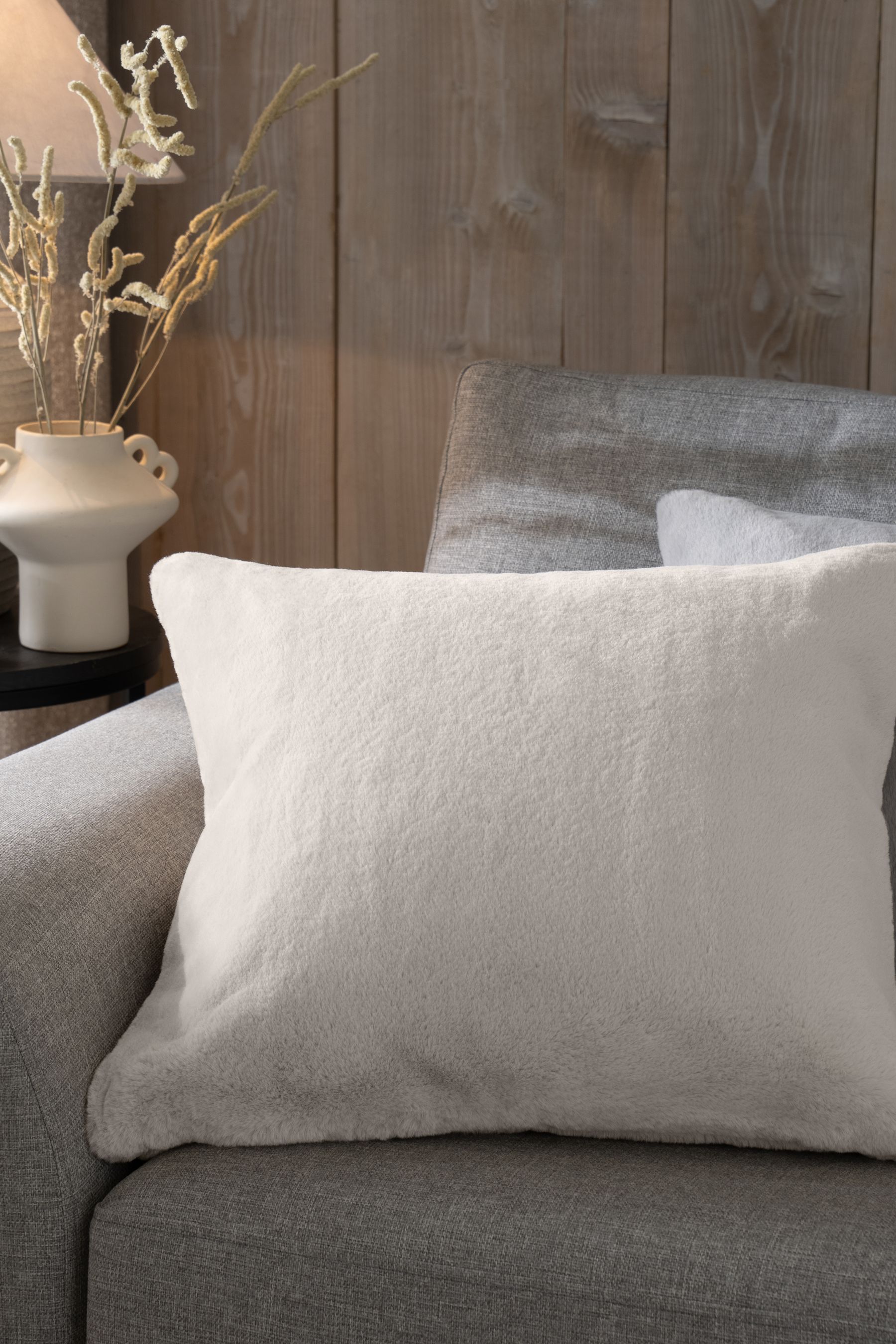 Fur cushions online online