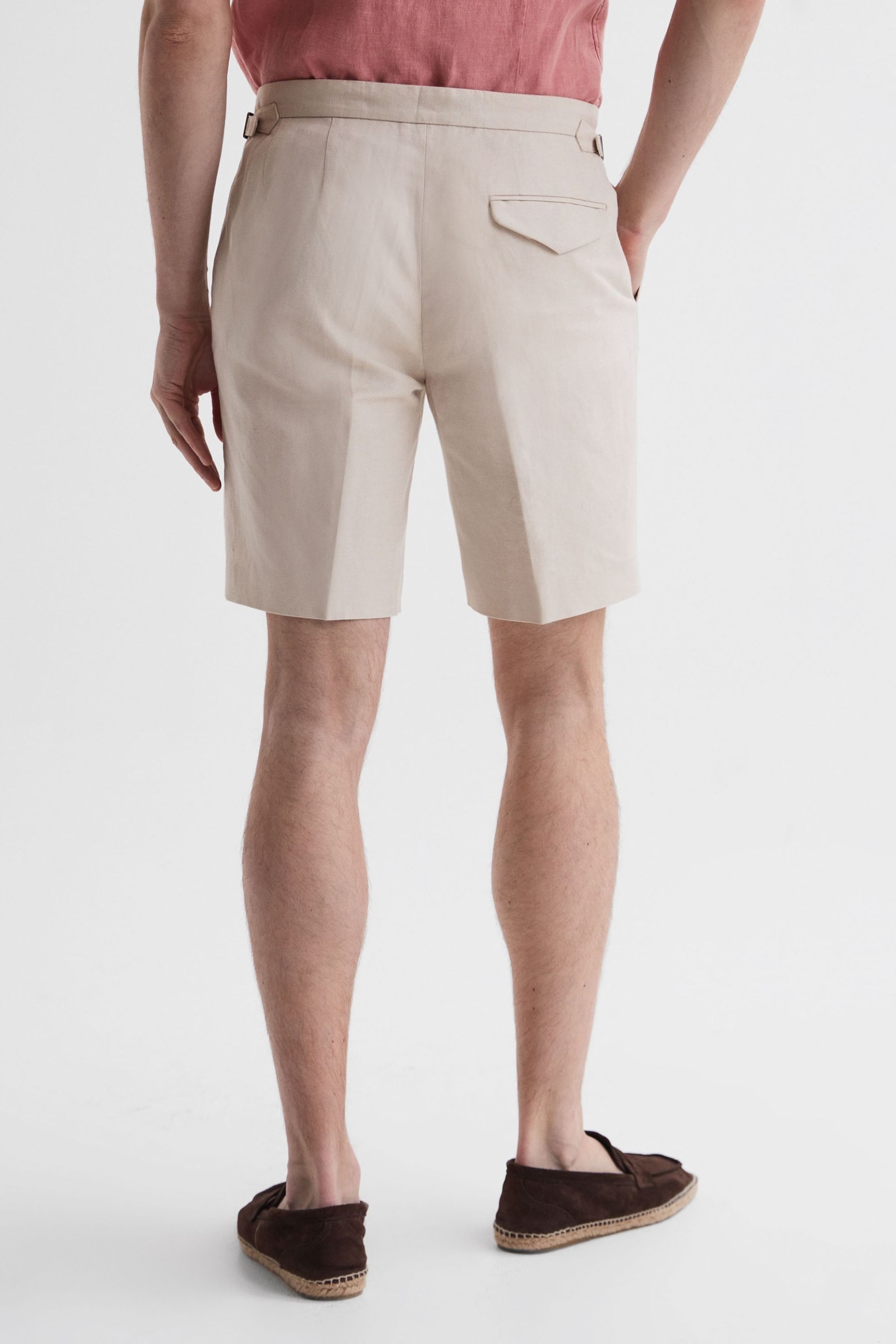 Reiss Stone Path Cotton-Linen Blend Chino Shorts - Image 5 of 6
