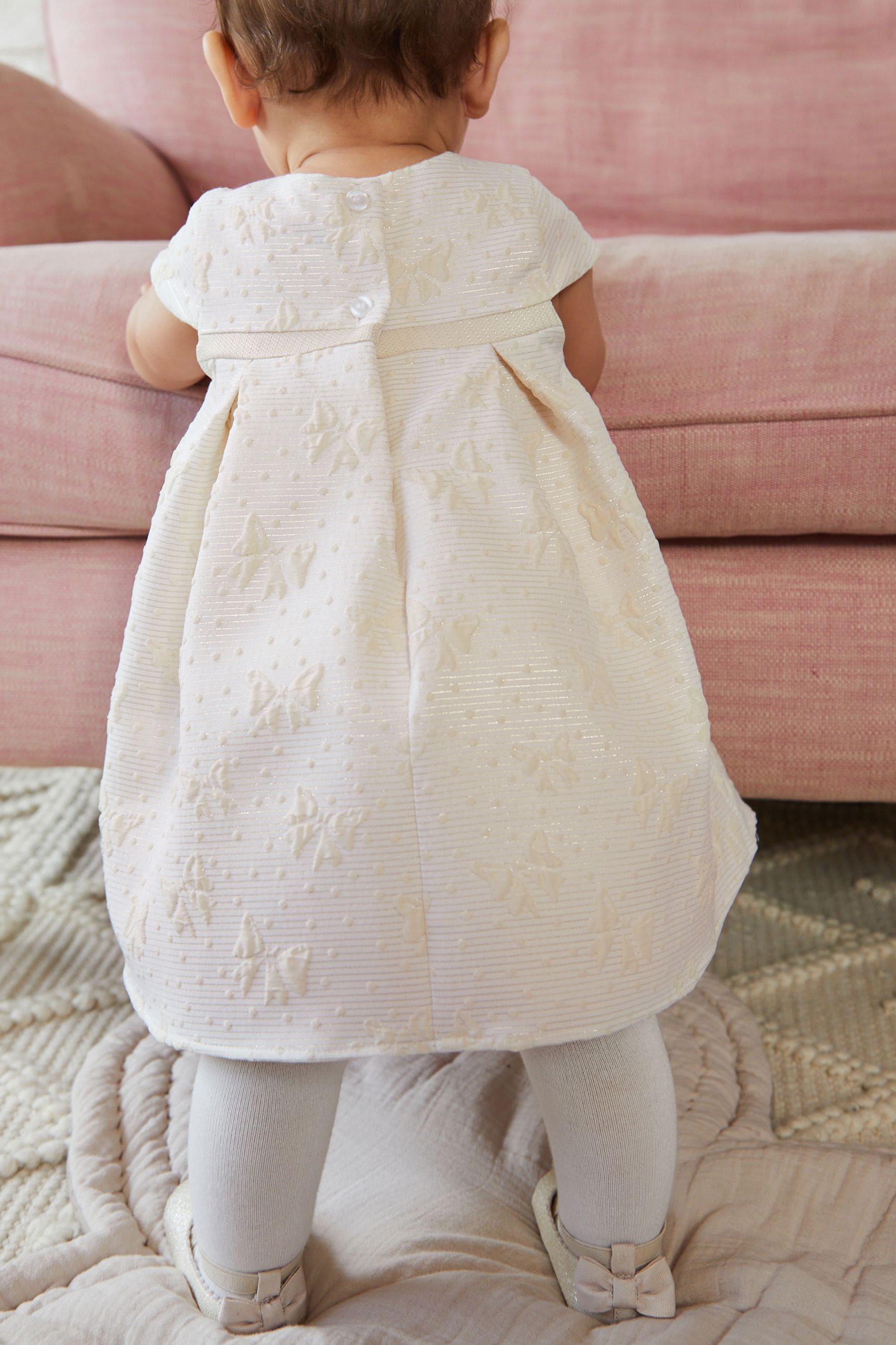 Acheter Creme Robe de bal de promo bebe avec n ud 0 mois 2 ans from Next Luxembourg