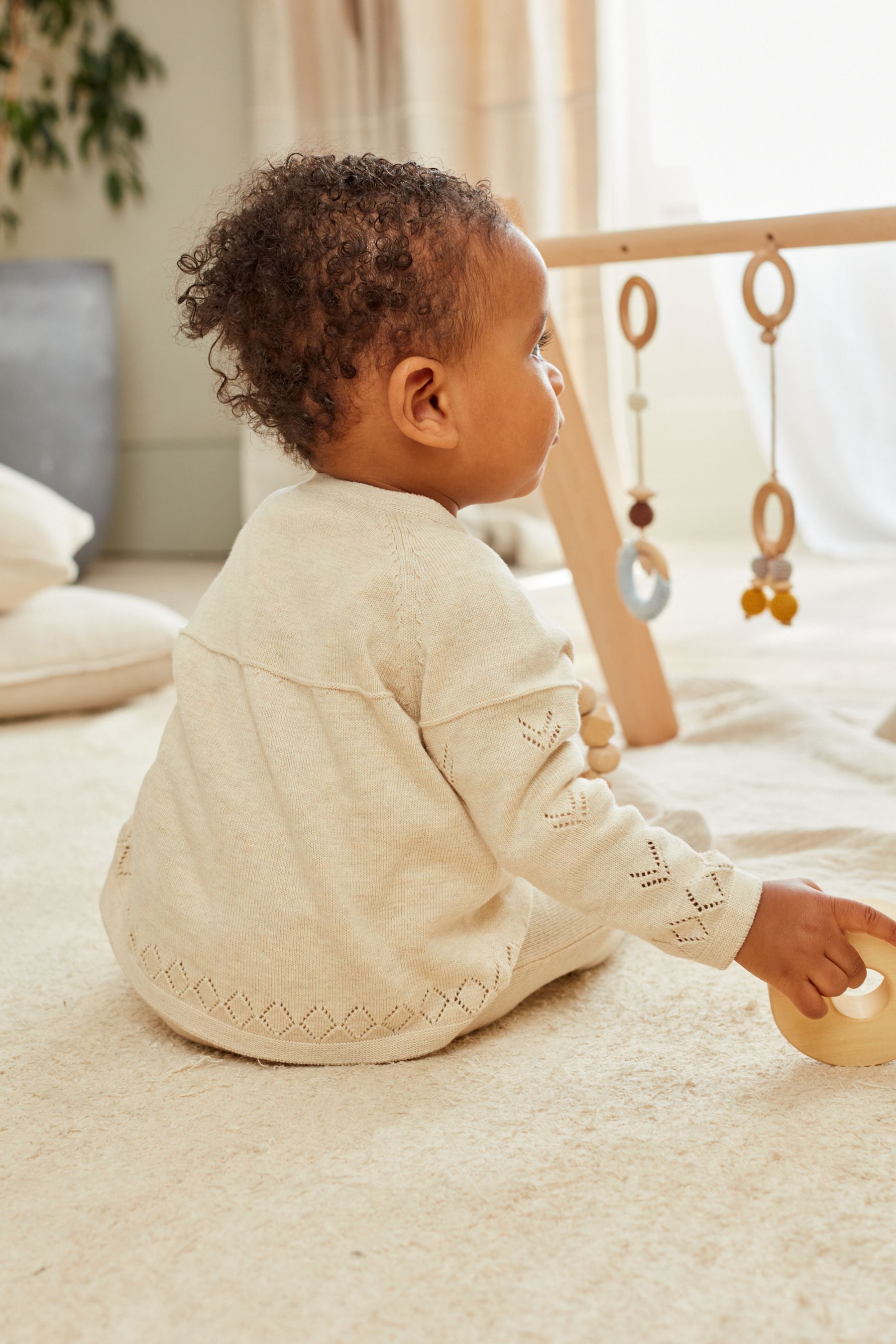 Neutral baby cardigan store