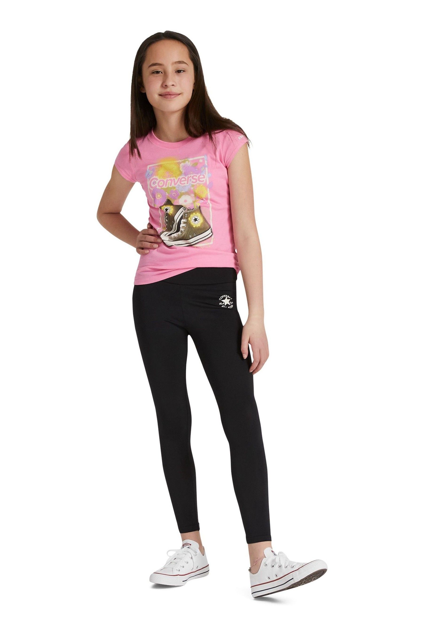 Leggings and chucks shop