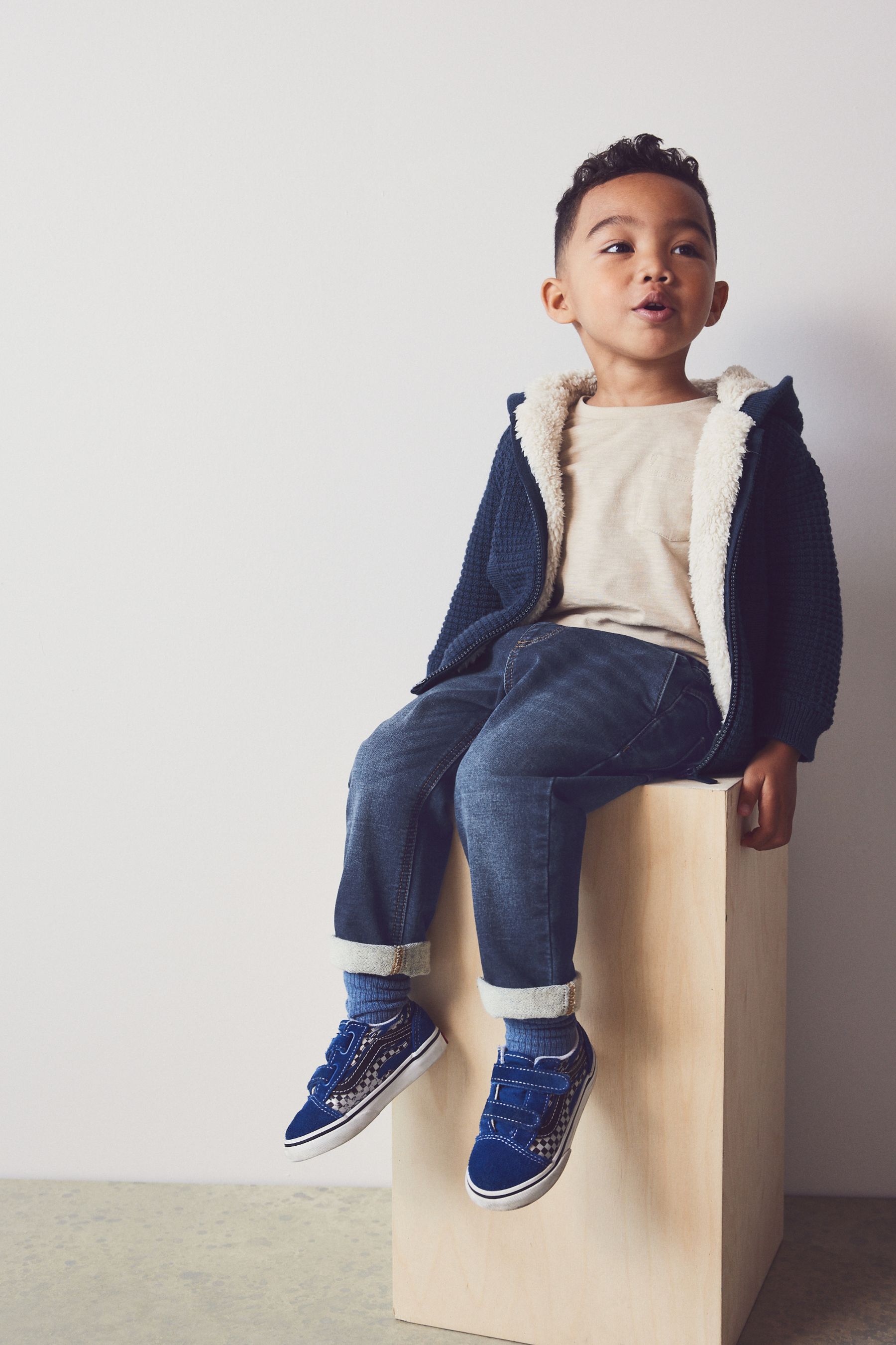 Navy blue hooded cardigan top