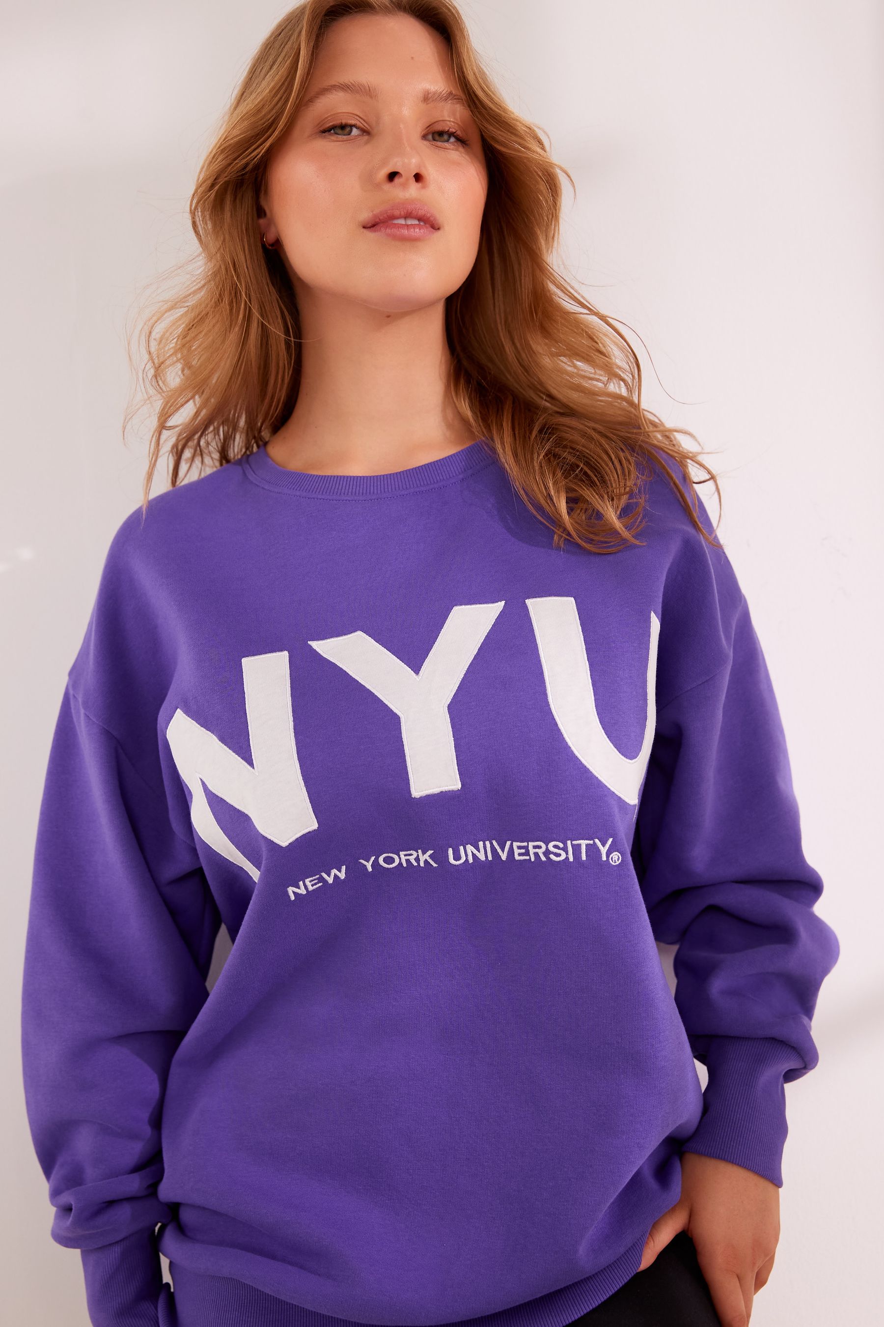 Nyu crew neck shop