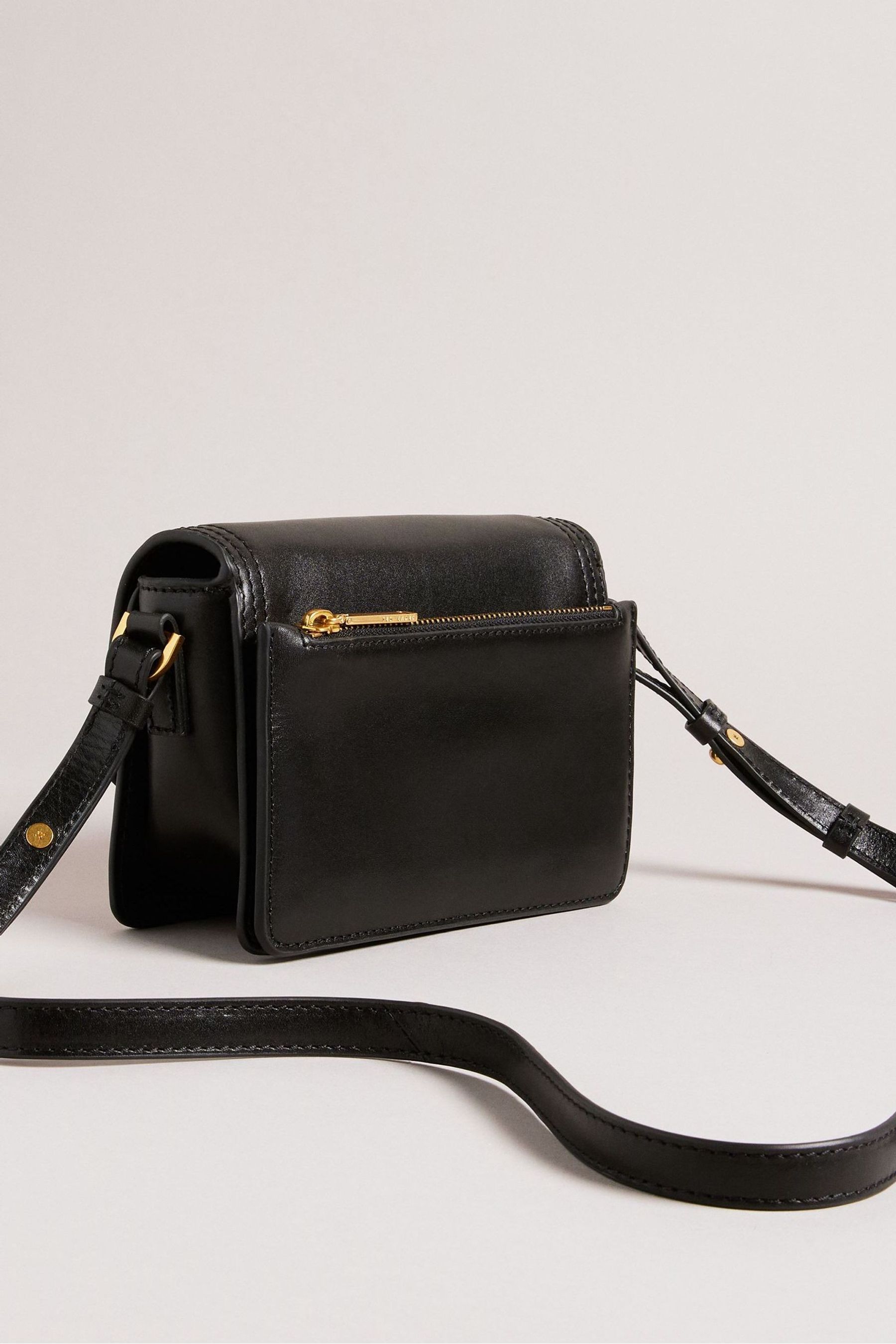 Statement crossbody bags store