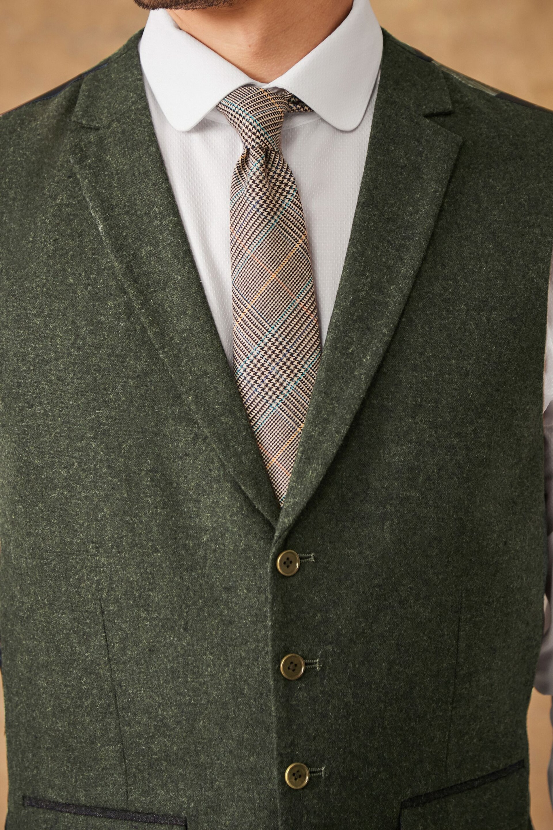 Green Trimmed Donegal Waistcoat - Image 6 of 13