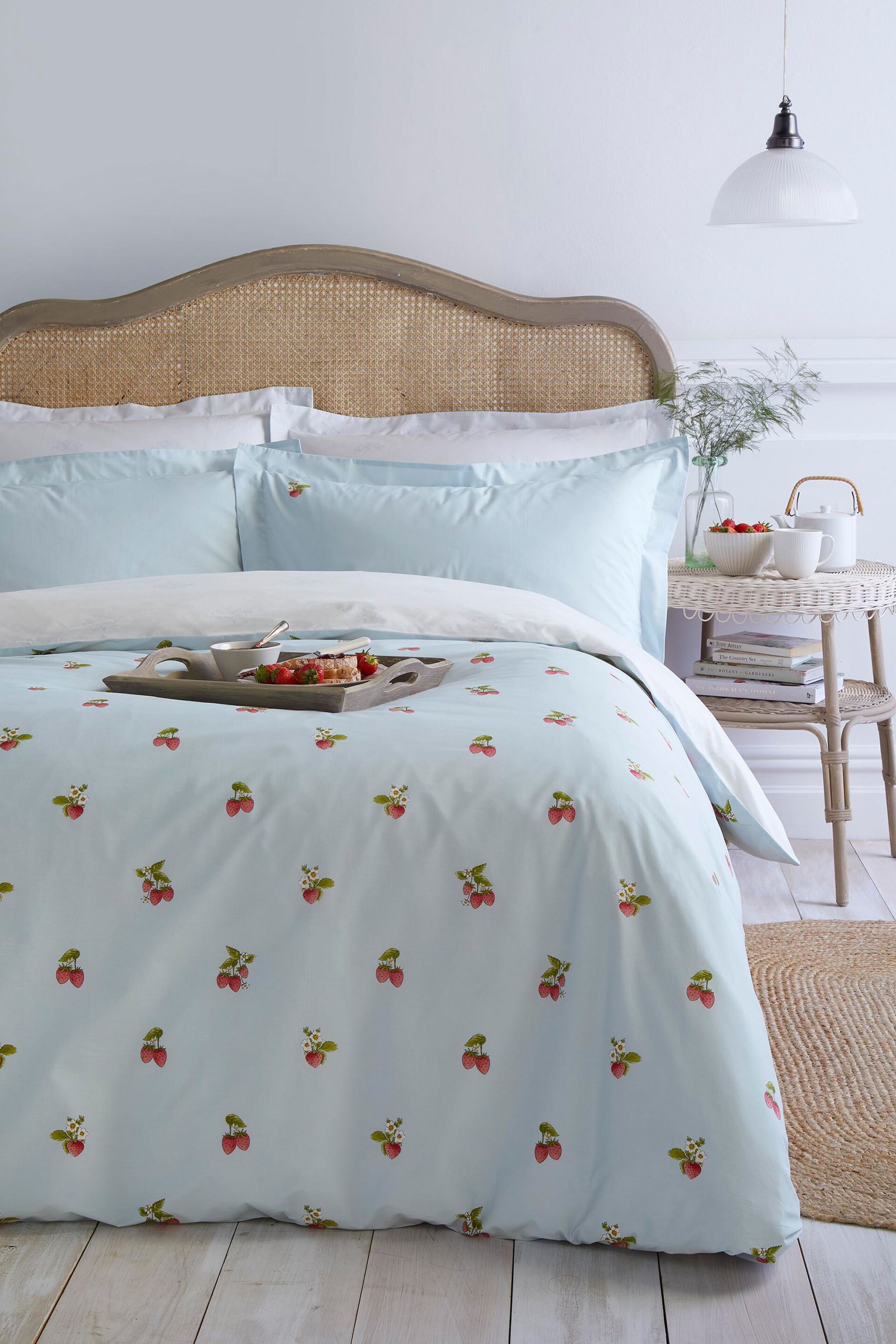 Sophie Allport Blue Strawberries Mist Duvet Cover and Pillowcase Set - Image 1 of 6
