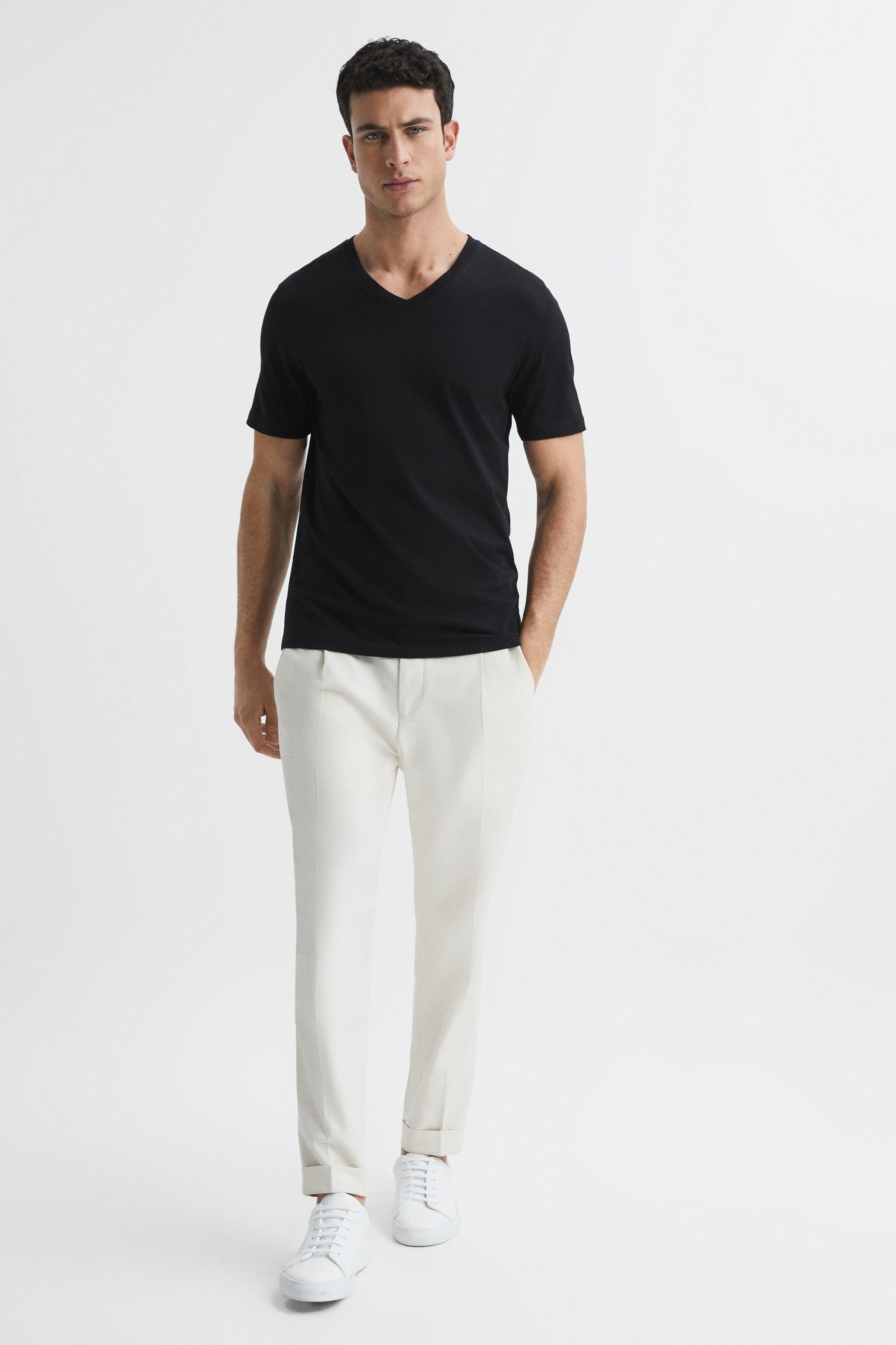 Reiss Black Dayton Cotton V-Neck T-Shirt - Image 3 of 6