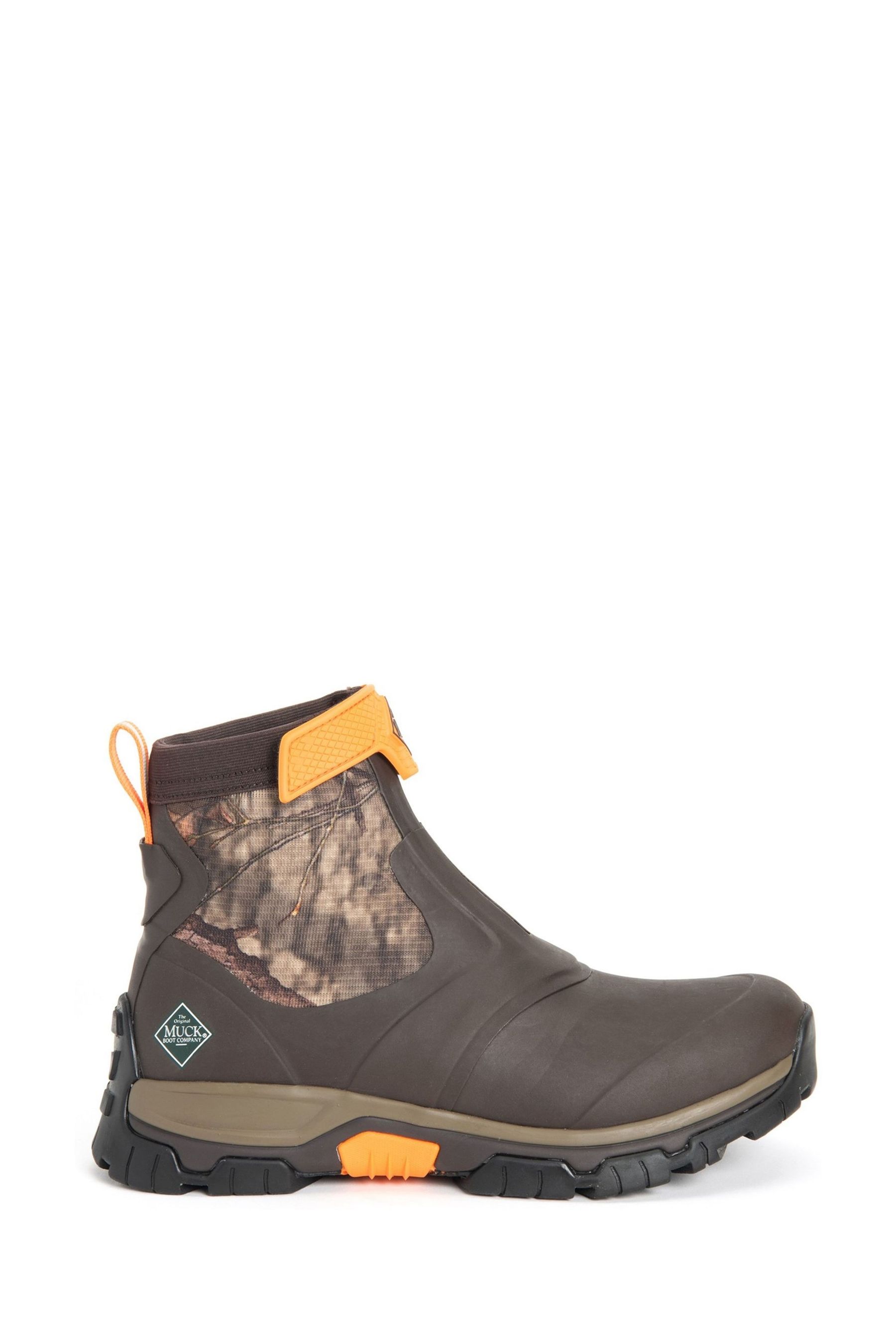 Orange muck boots shop