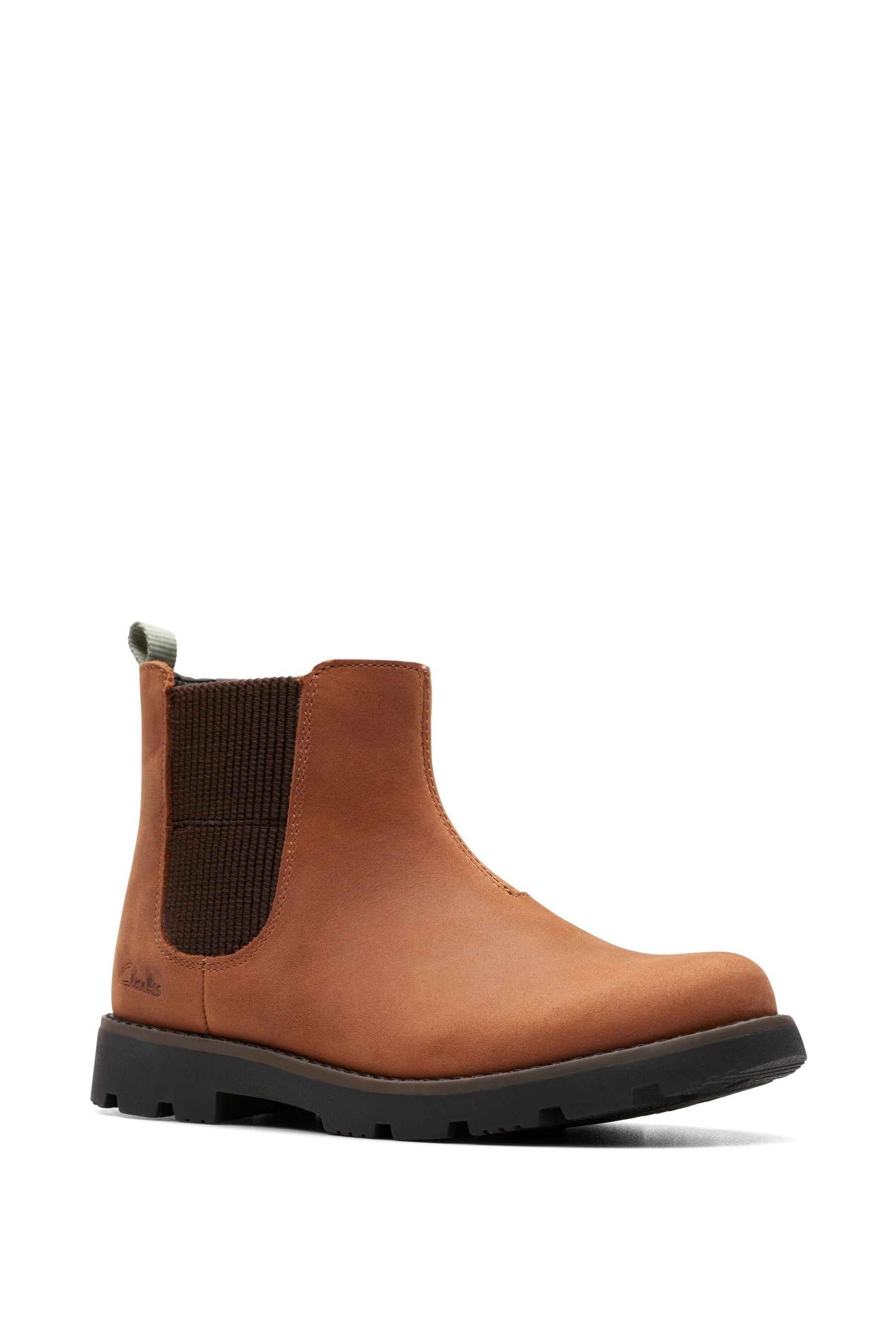 Clarks chelsea boots kids top