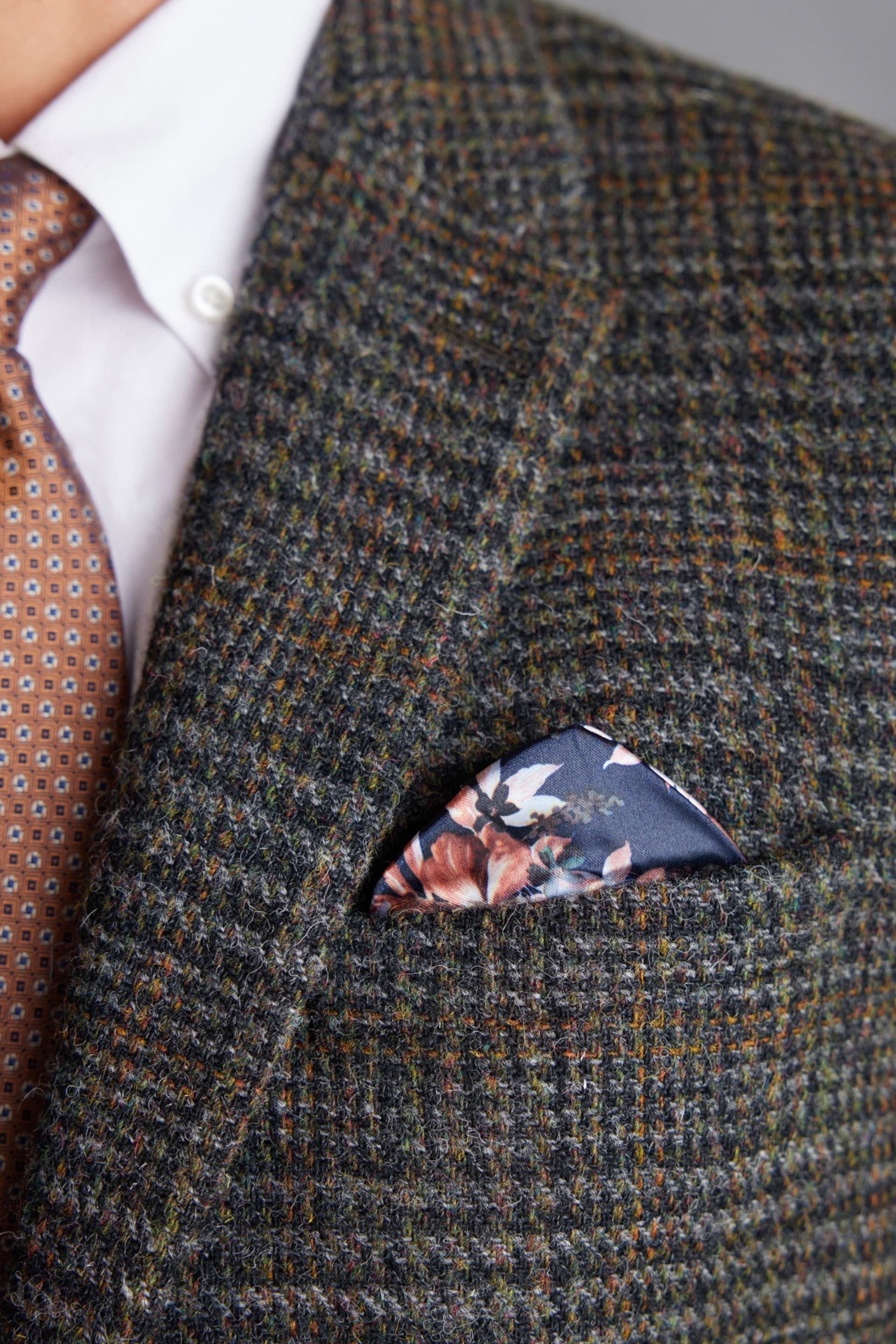 Dark Grey Check Signature Harris Tweed British Wool Blazer - Image 4 of 6