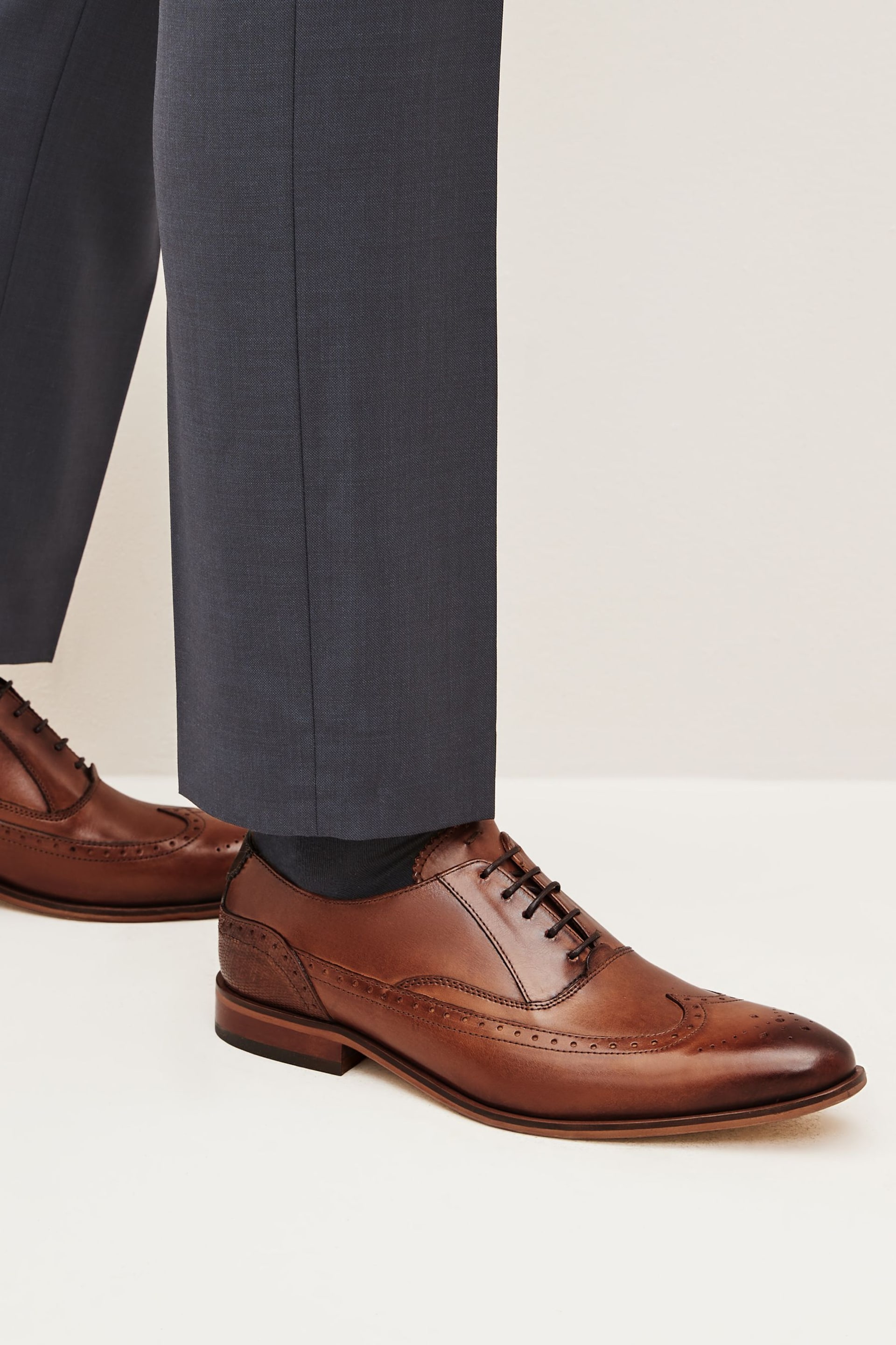Dark Tan Brown Leather Oxford Wing Cap Brogue Shoes - Image 1 of 8