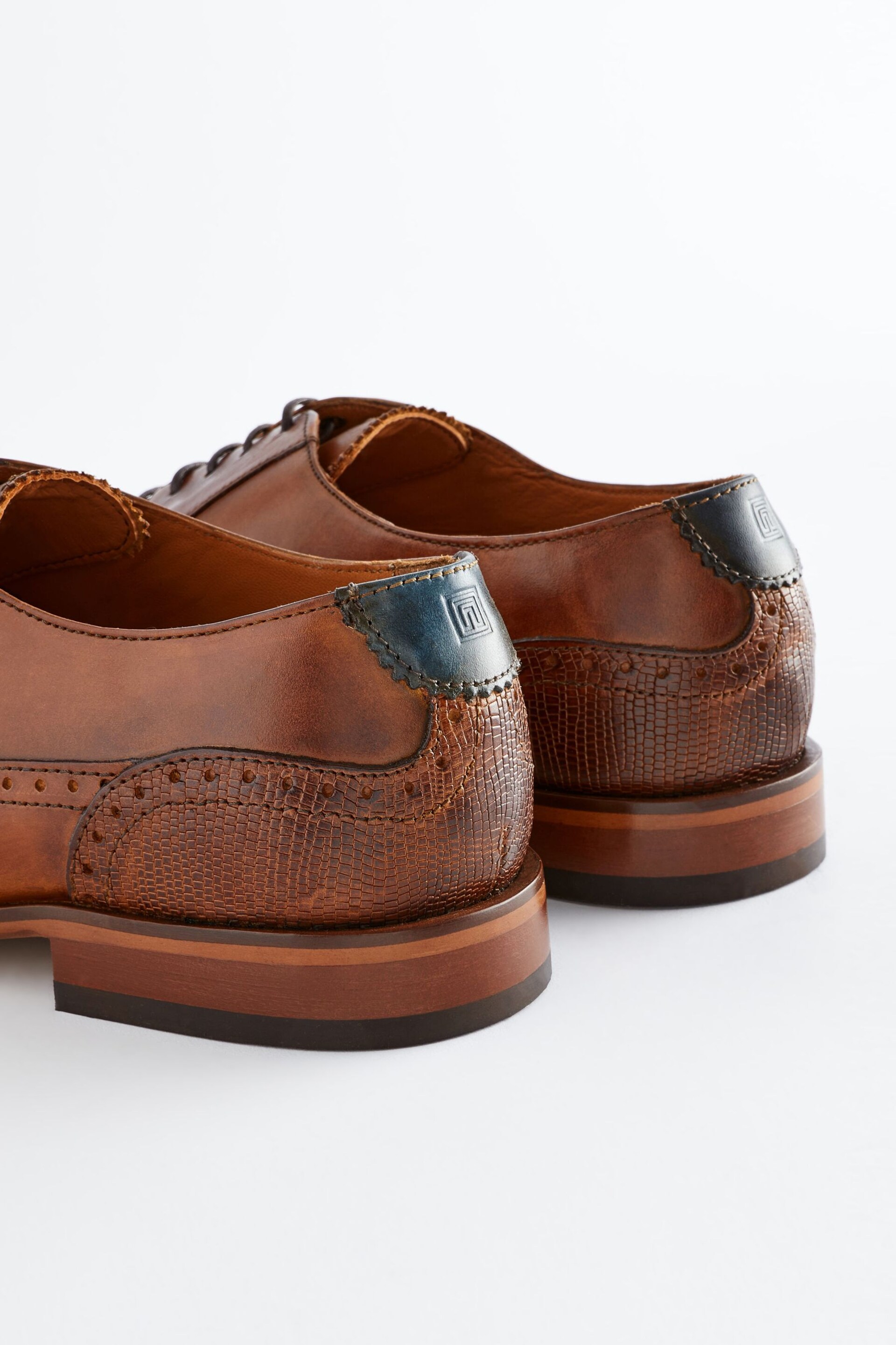 Dark Tan Brown Leather Oxford Wing Cap Brogue Shoes - Image 5 of 8