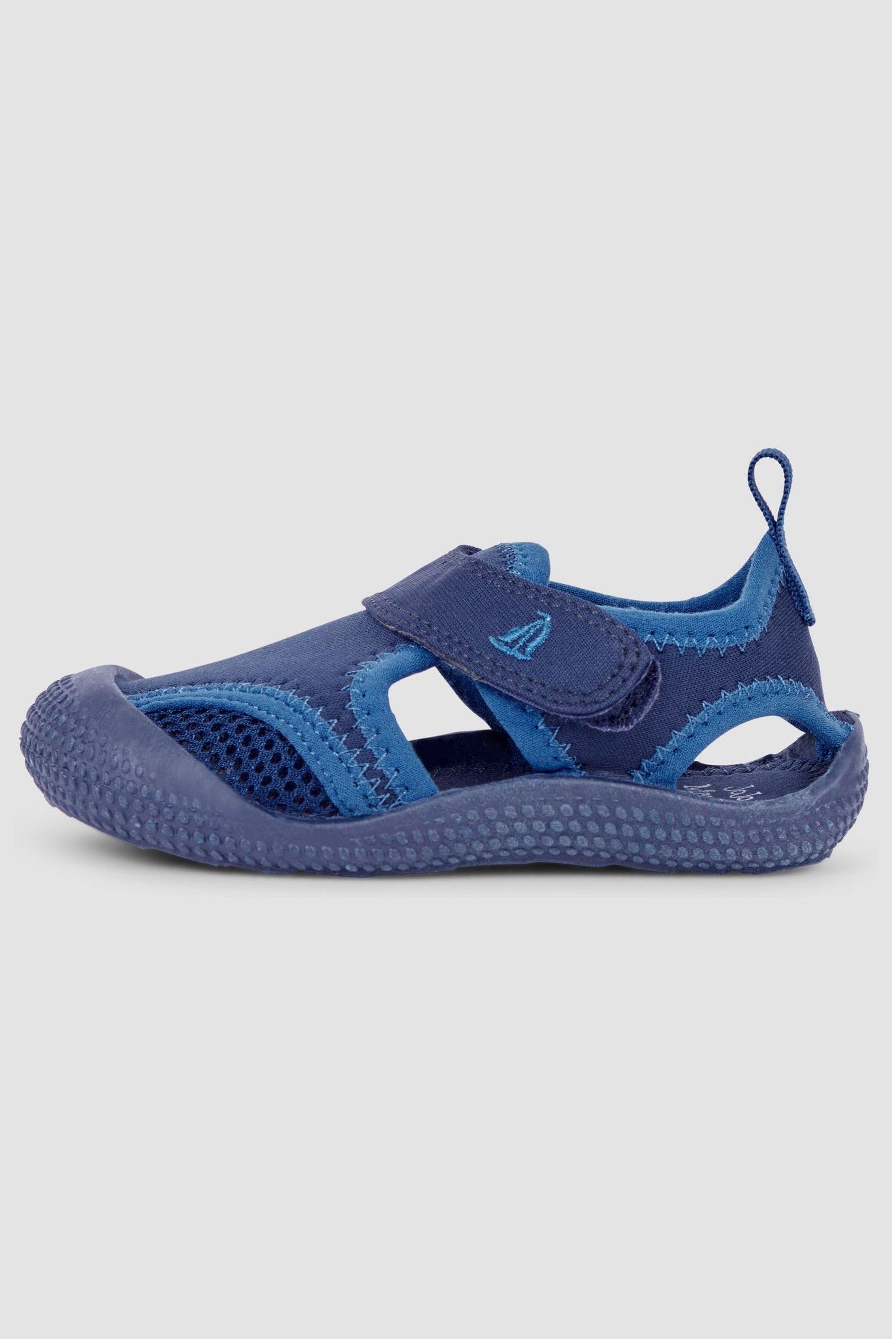 Jojo beach shoes store