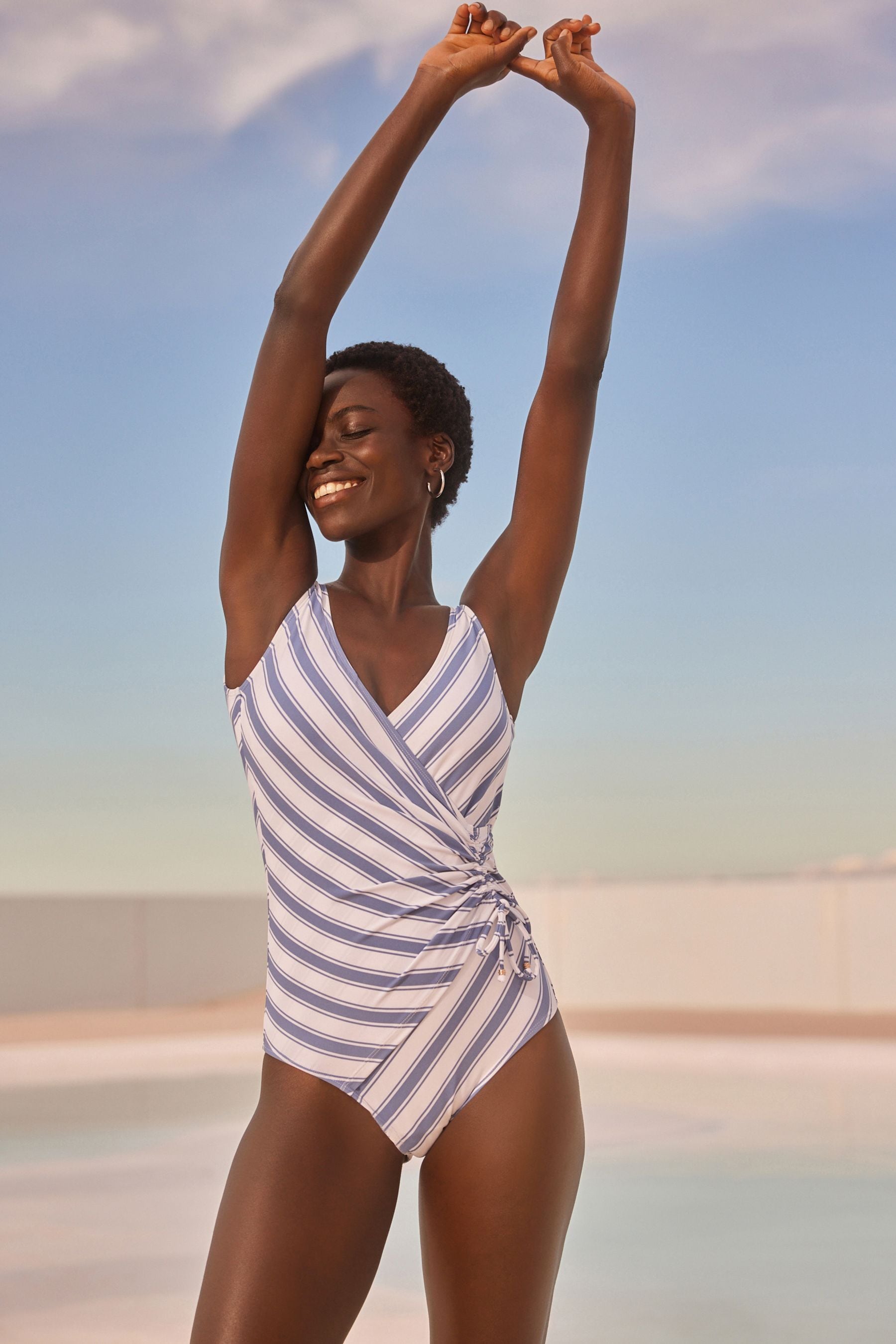 Maillot de bain gainant ventre sale