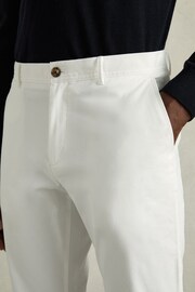 Reiss White Pitch Slim Fit Washed Cotton Blend Chinos - Image 4 of 6