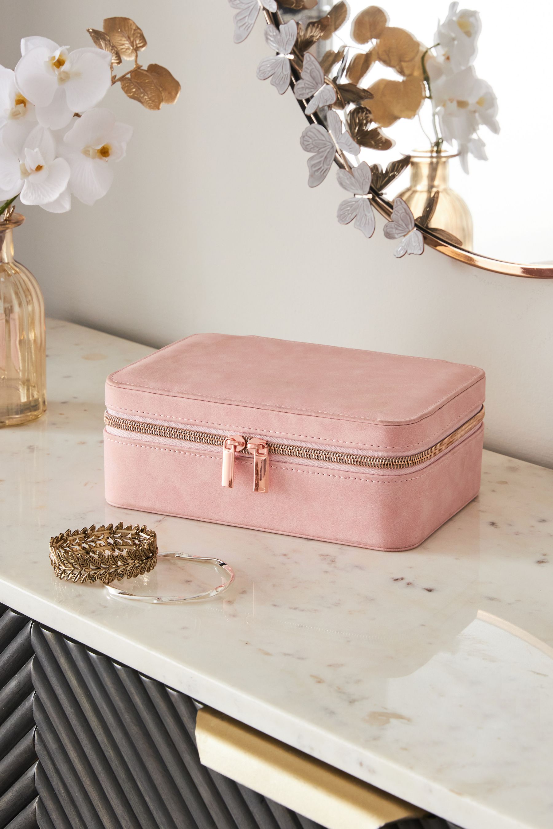 Pink leather jewelry box top