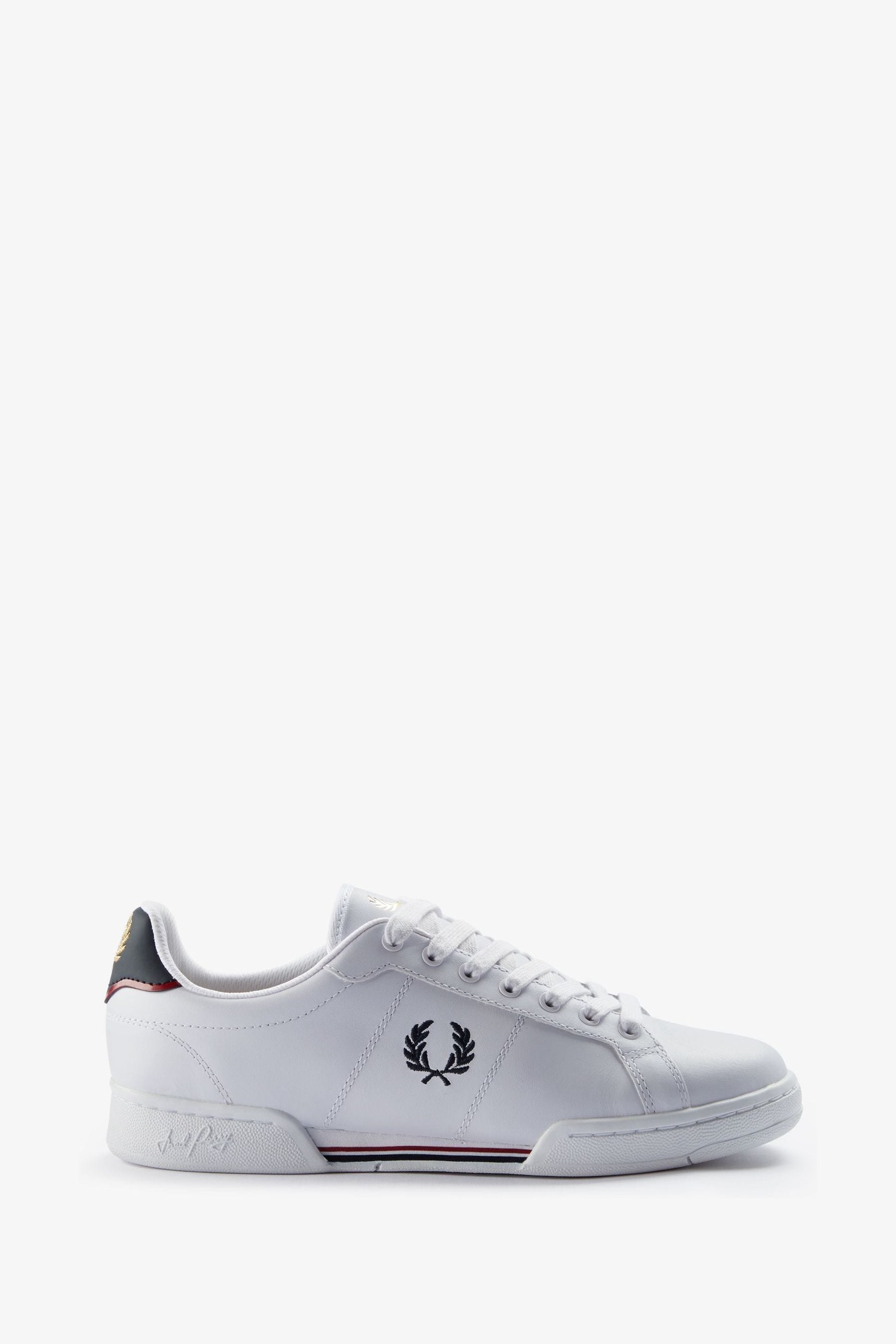 Fred perry white leather store