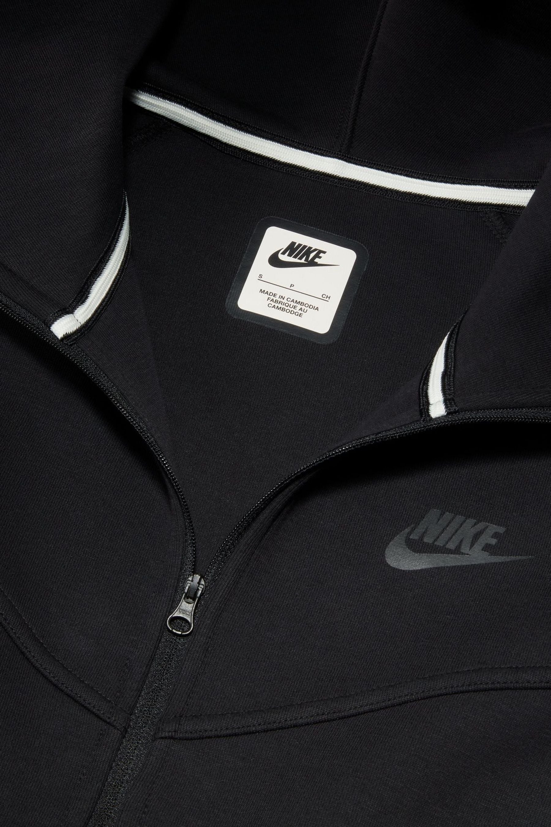 Nike windrunner hoodie black clearance