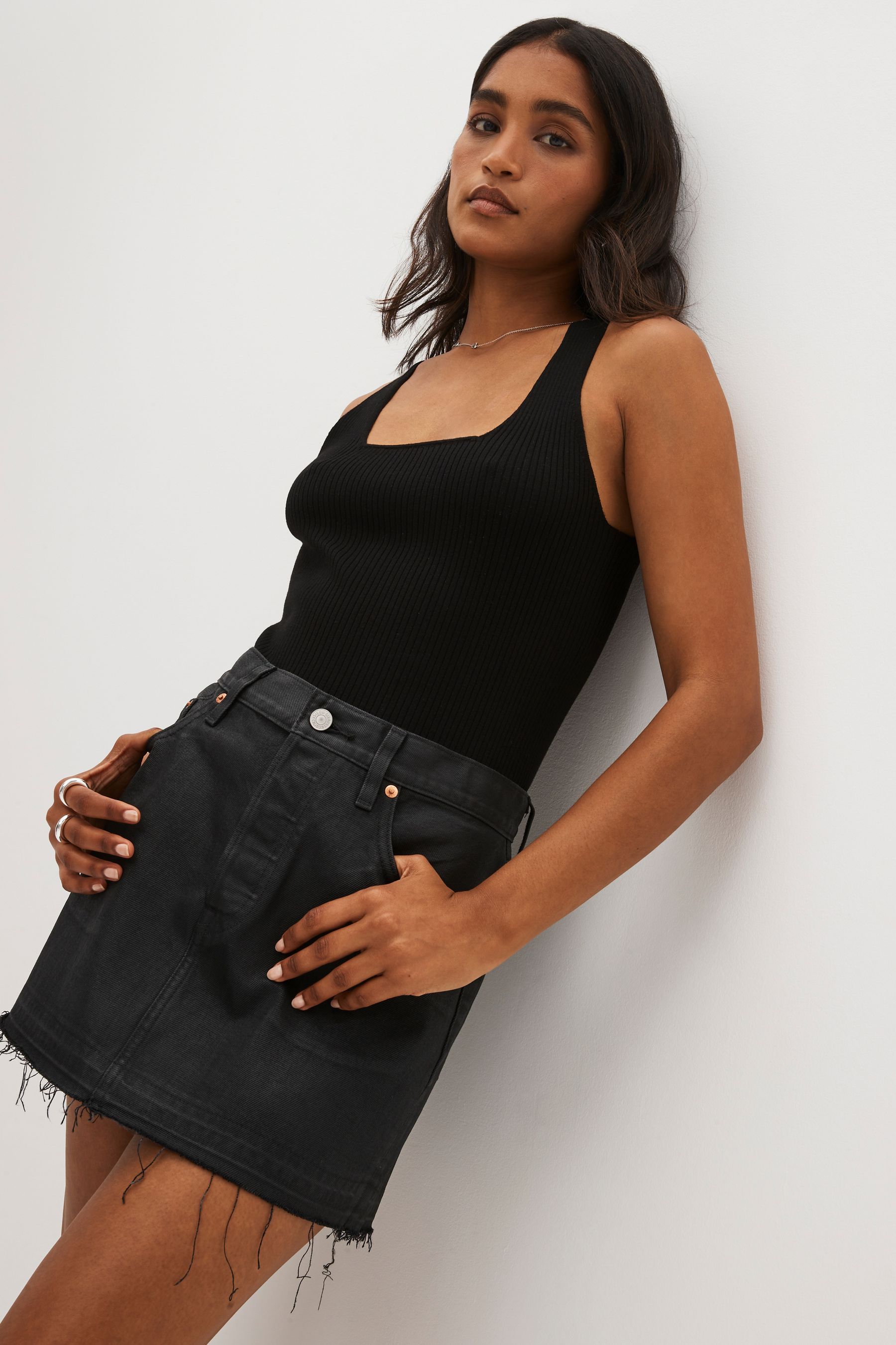 Levi's black jean skirt sale