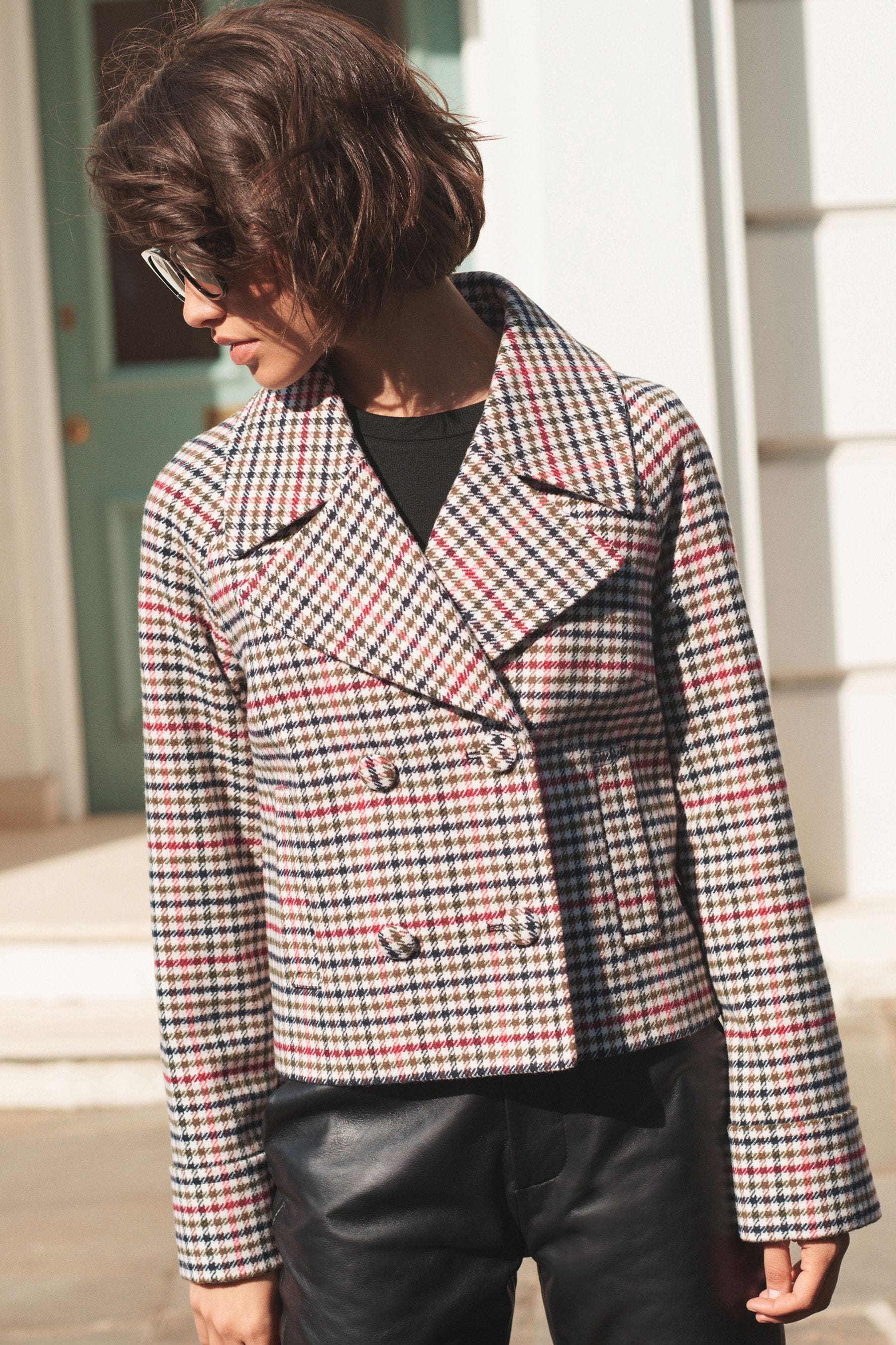 Short double breasted jacket top