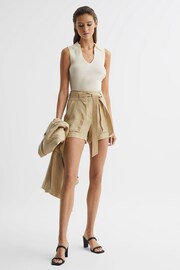 Reiss Cream Izzie V-Neck Collared Sleeveless Tank Top - Image 6 of 6