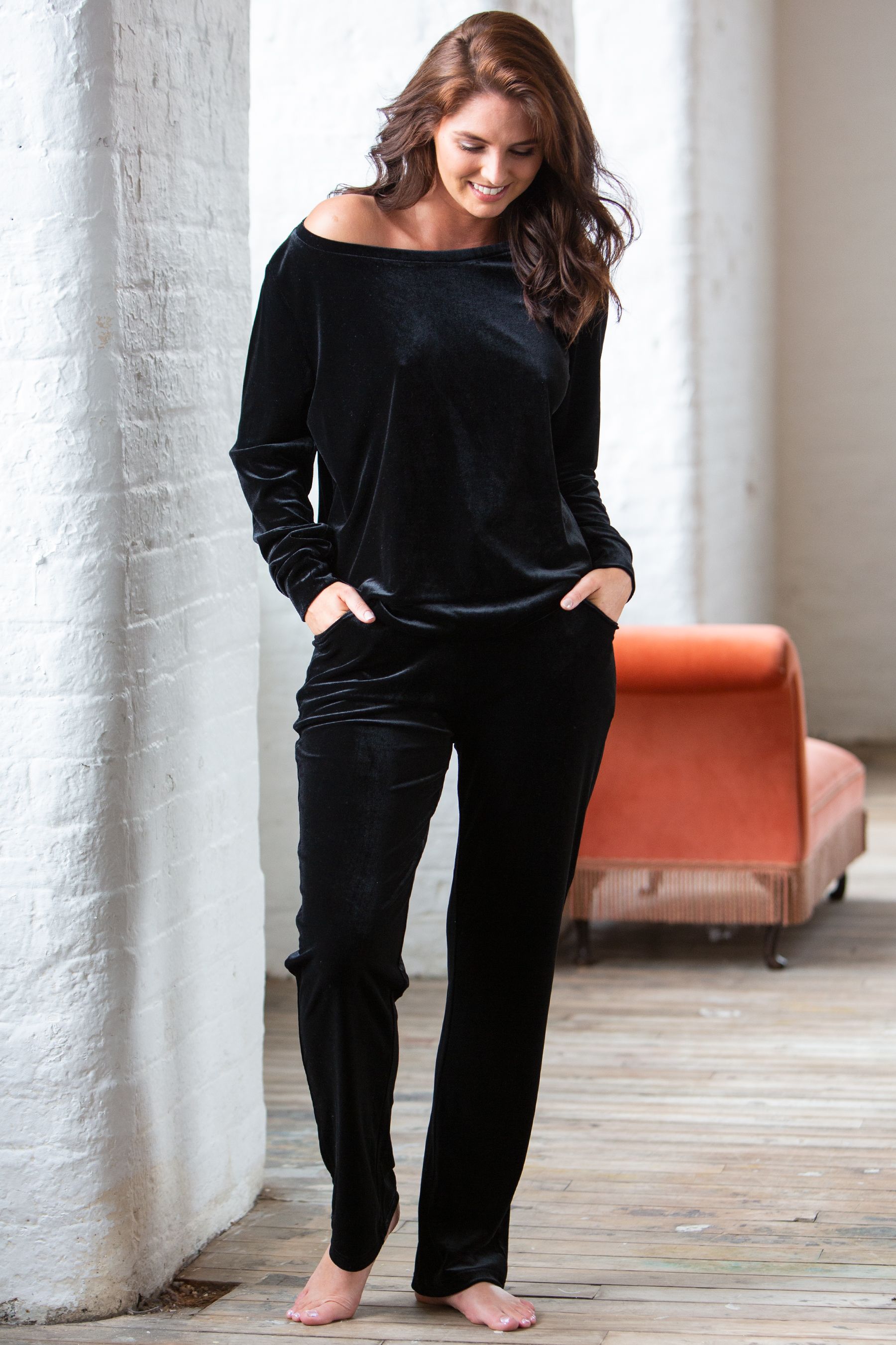 Black velour pajamas hotsell