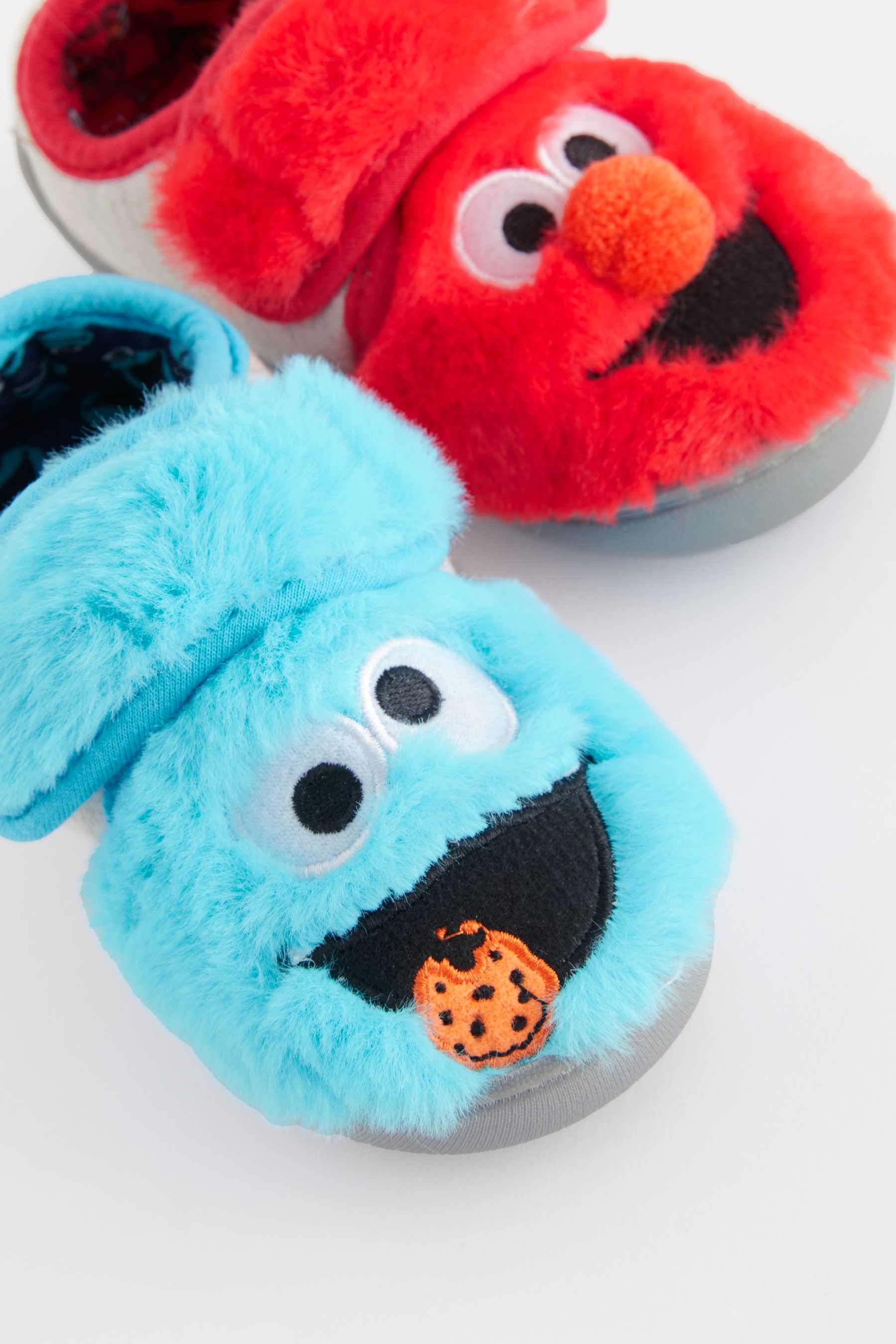 Elmo slippers cheap