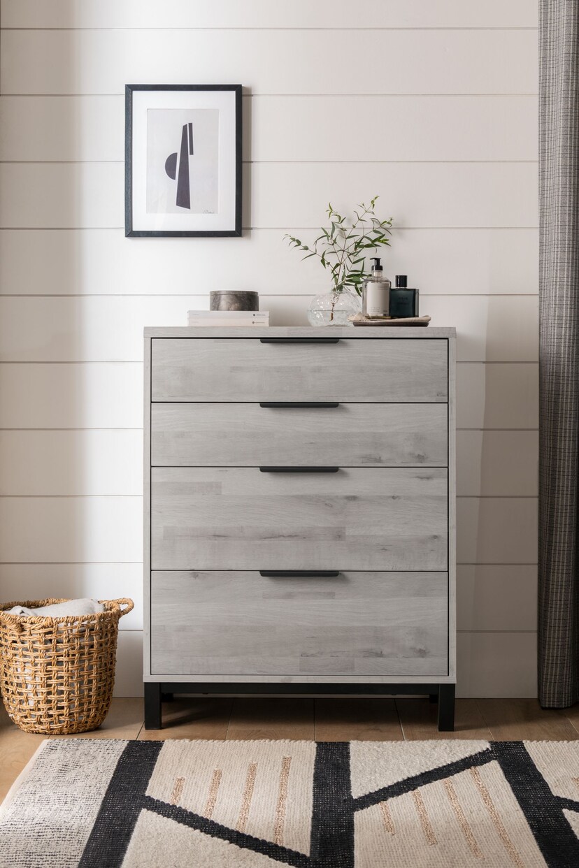 Grey Bronx Oak Effect 4 Drawer Chest of Drawers - Image 2 of 8