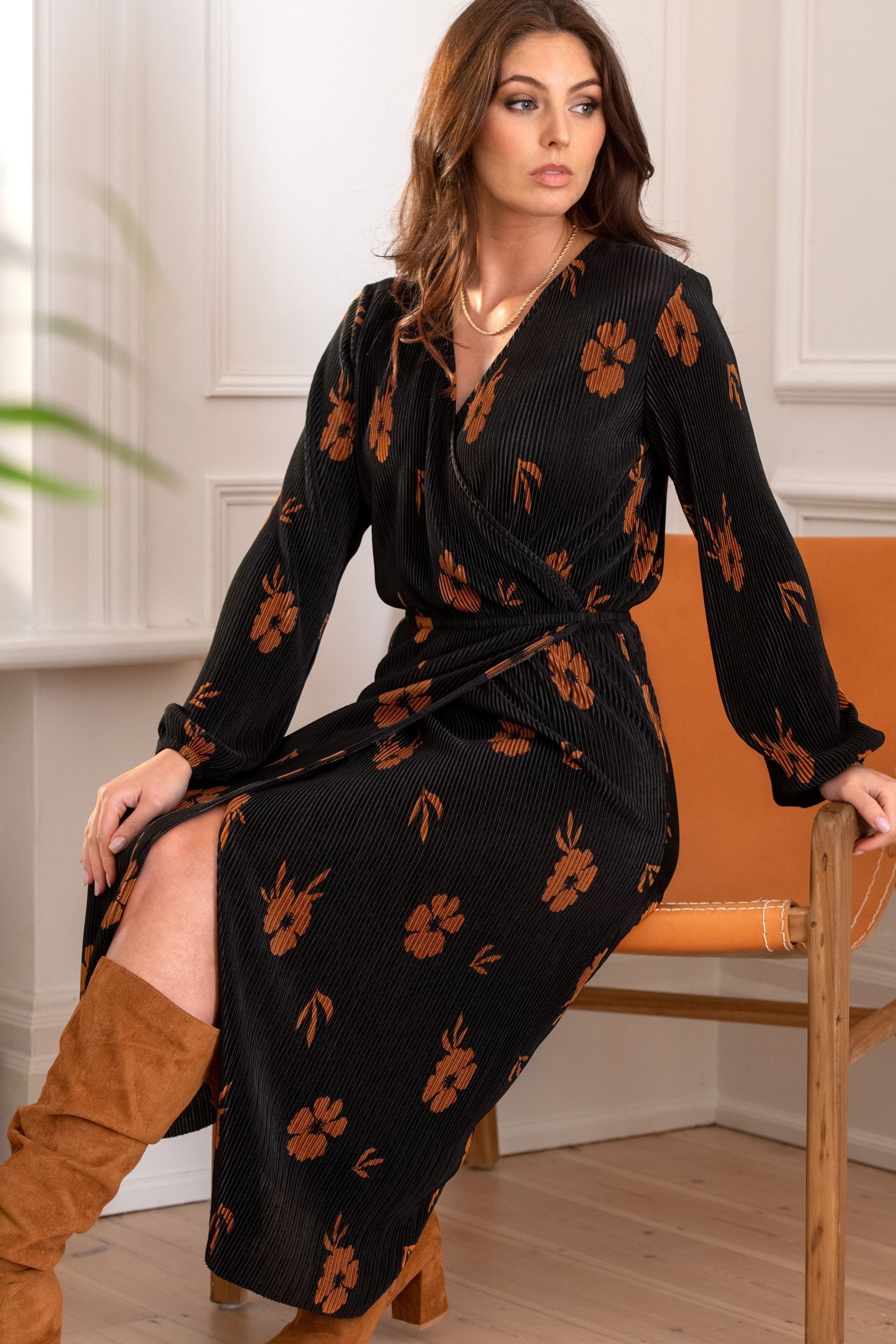 Long sleeve wrap dress uk online