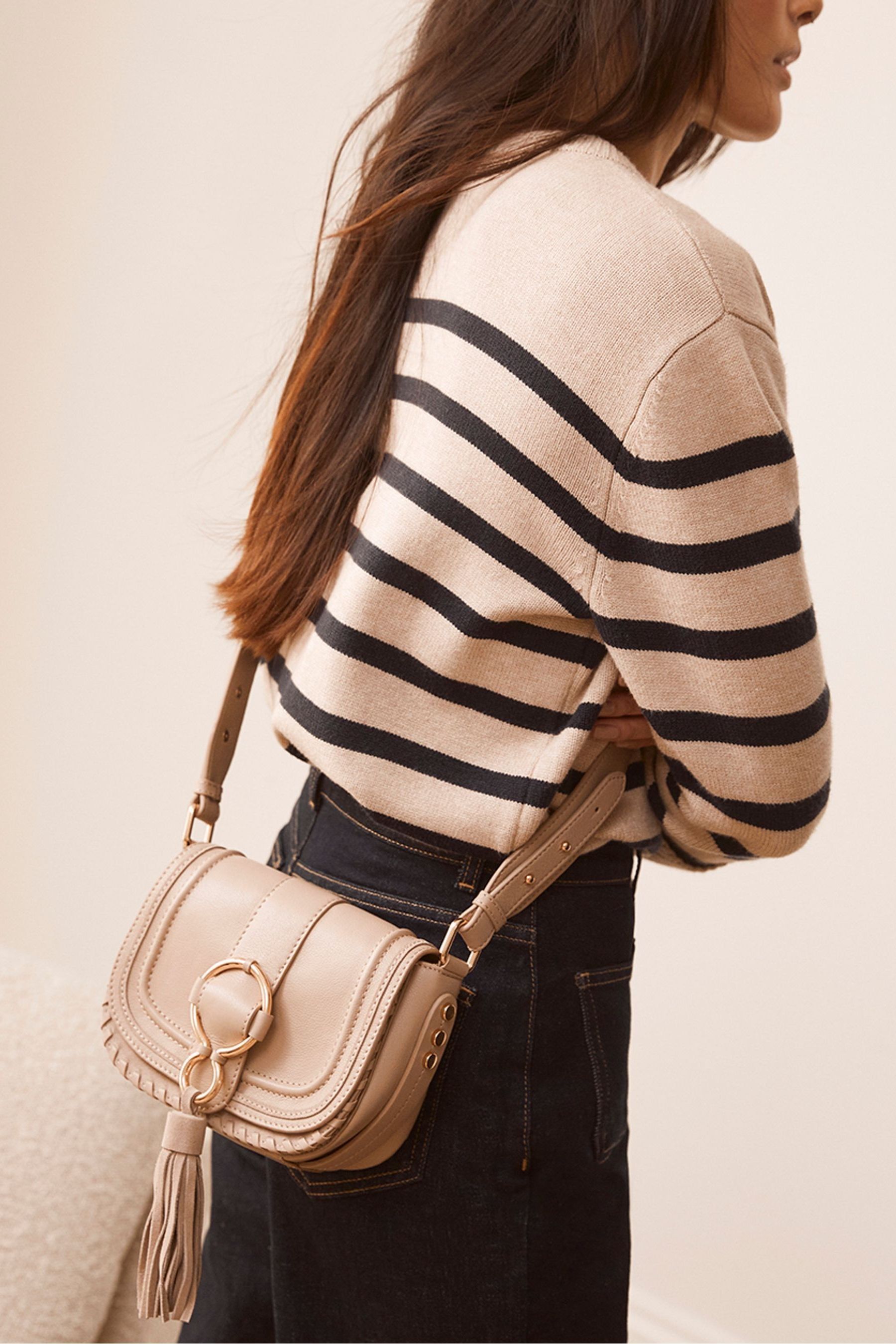 Next saddle bag online
