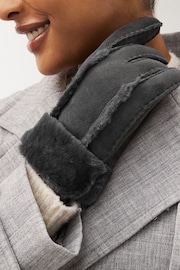 Grey Leather Sheepskin Gloves - Image 3 of 3