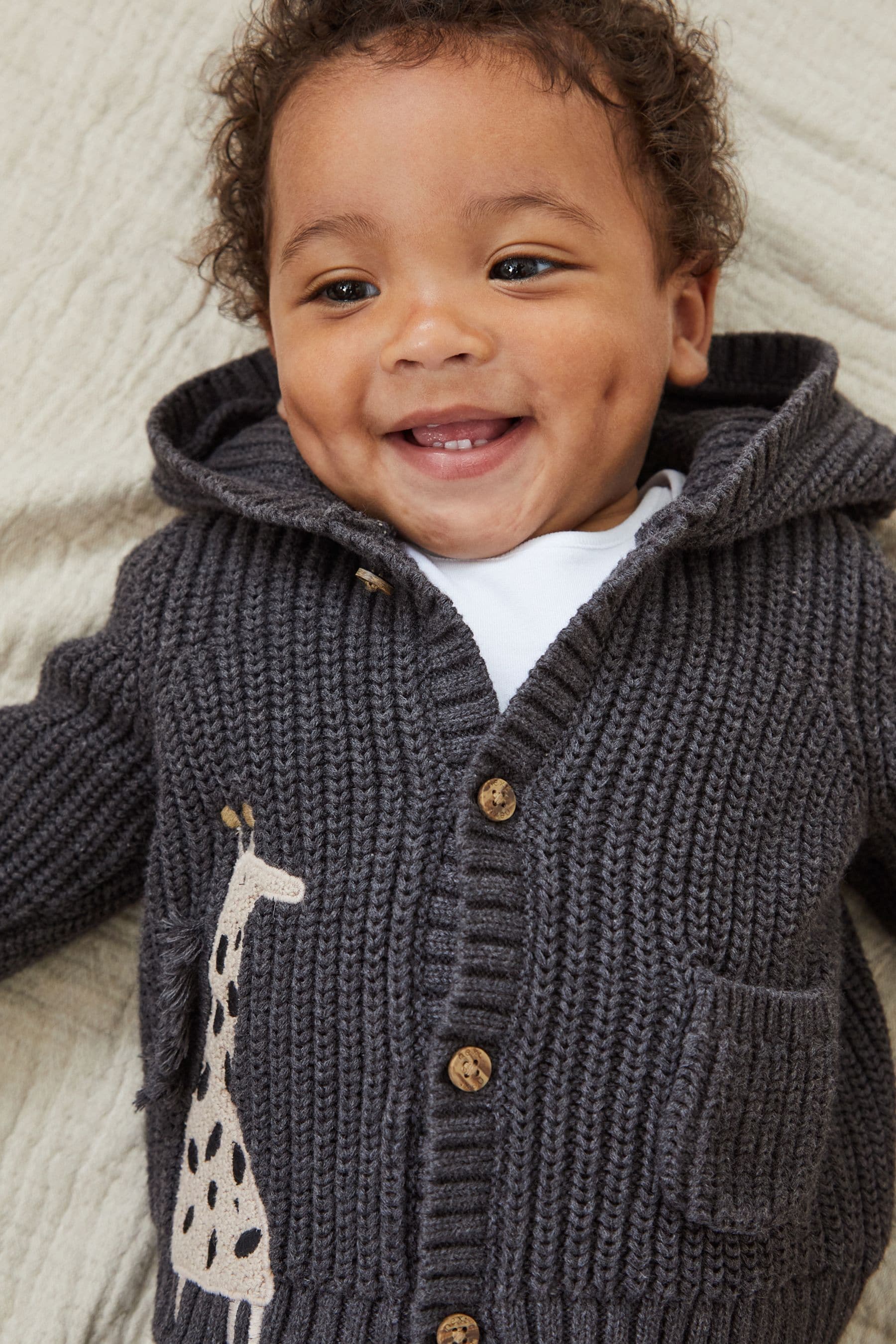 Knitted hooded cardigan baby deals