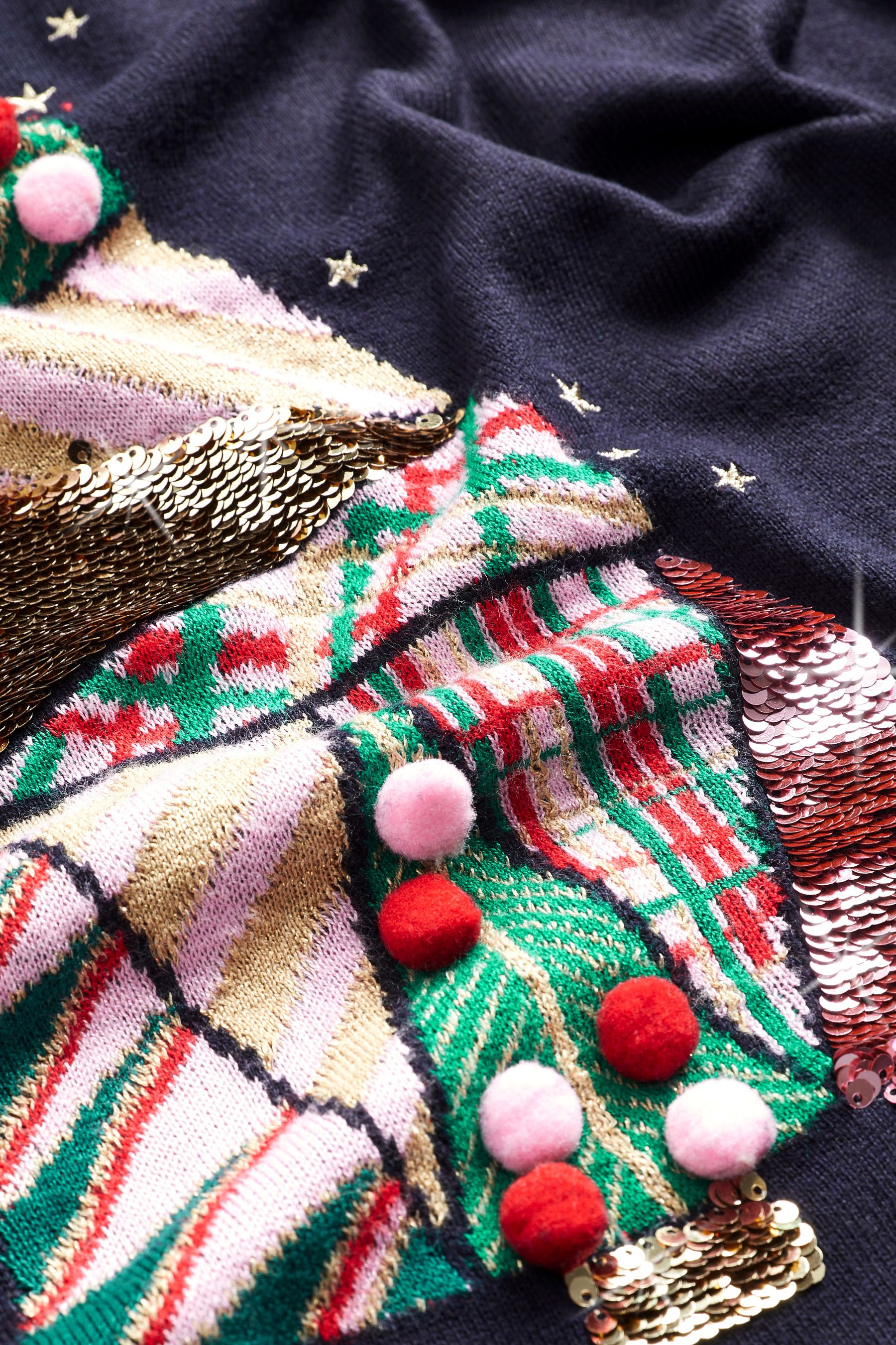 Trendy christmas jumpers 2025