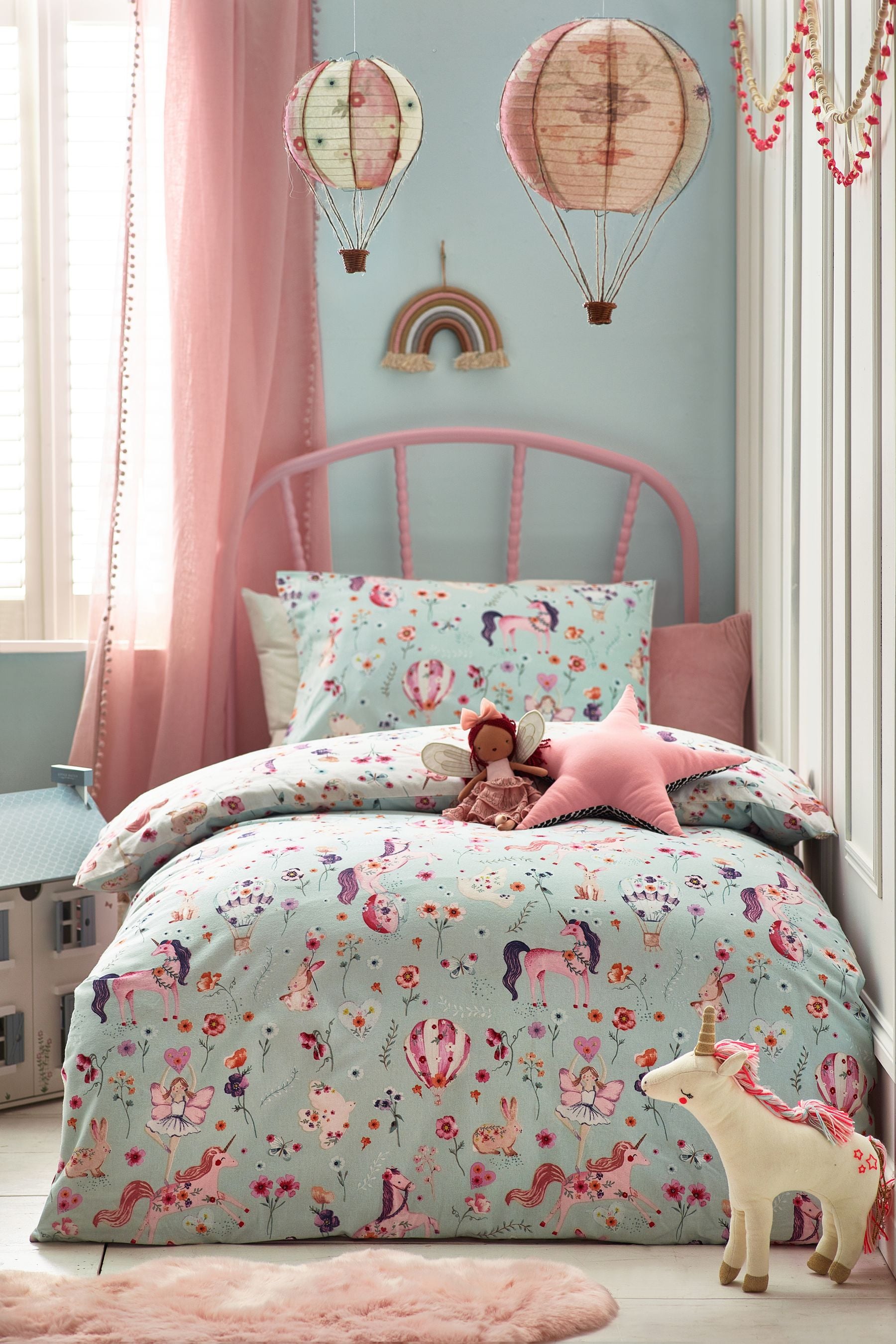 Unicorn bedding and curtains set top