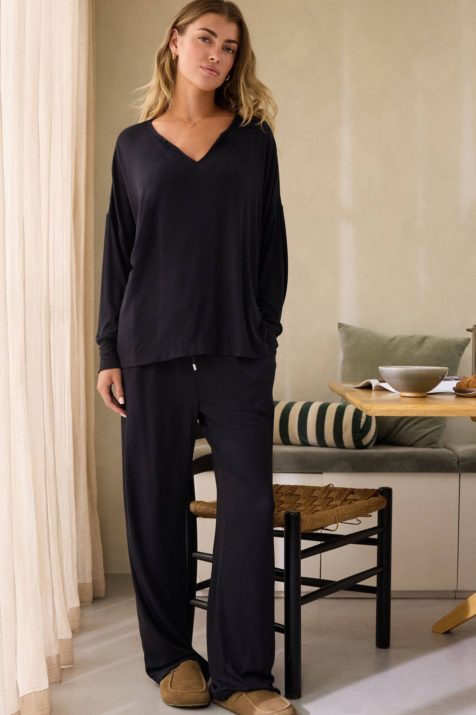 Black long sleeve pyjama top 2025