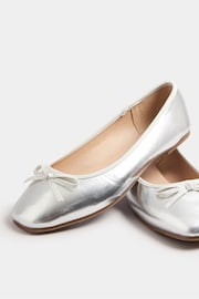 Yours Curve Silver Extra Wide Fit Chiselled Toe Cap Ballet Shoes - Image 4 of 5