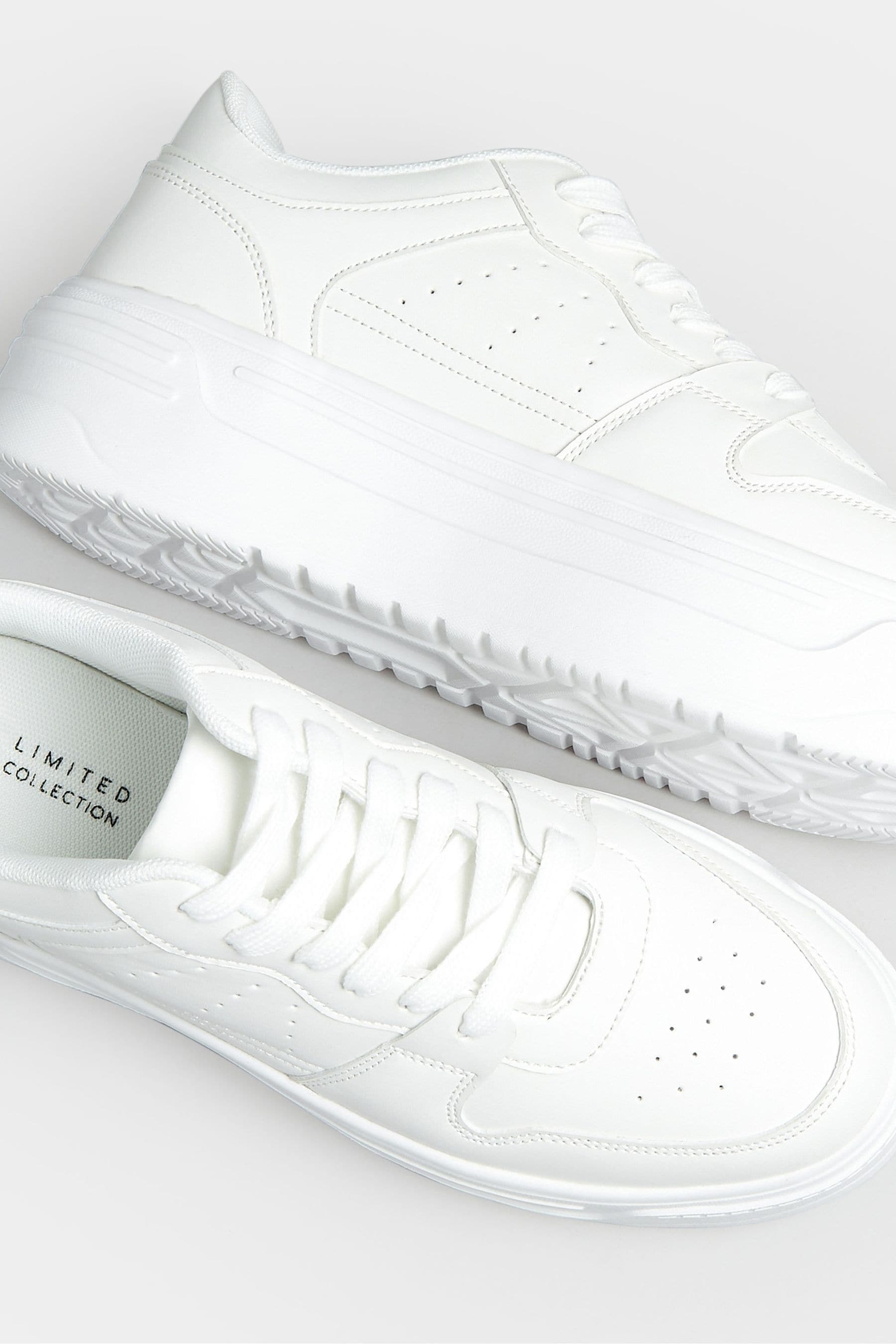 Extra wide white sneakers on sale