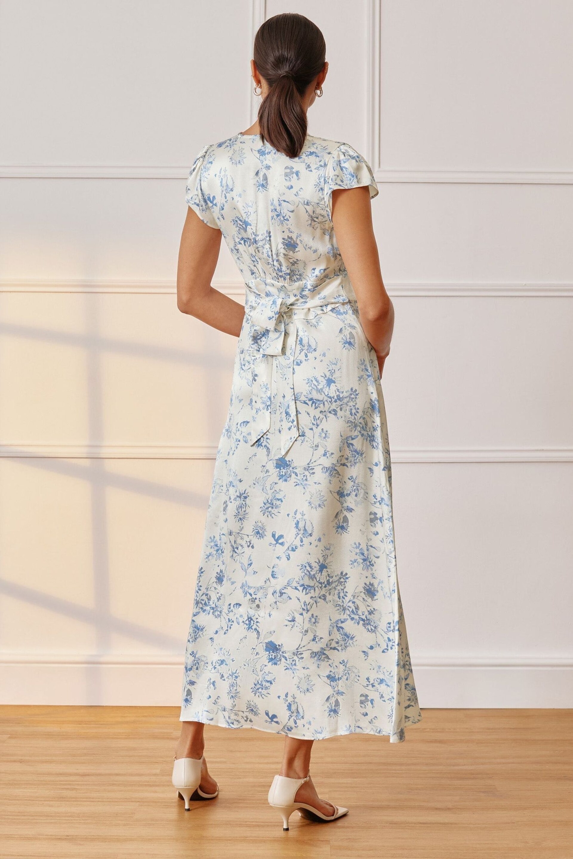 Albaray Cream Shadow Floral Tea Dress - Image 2 of 5