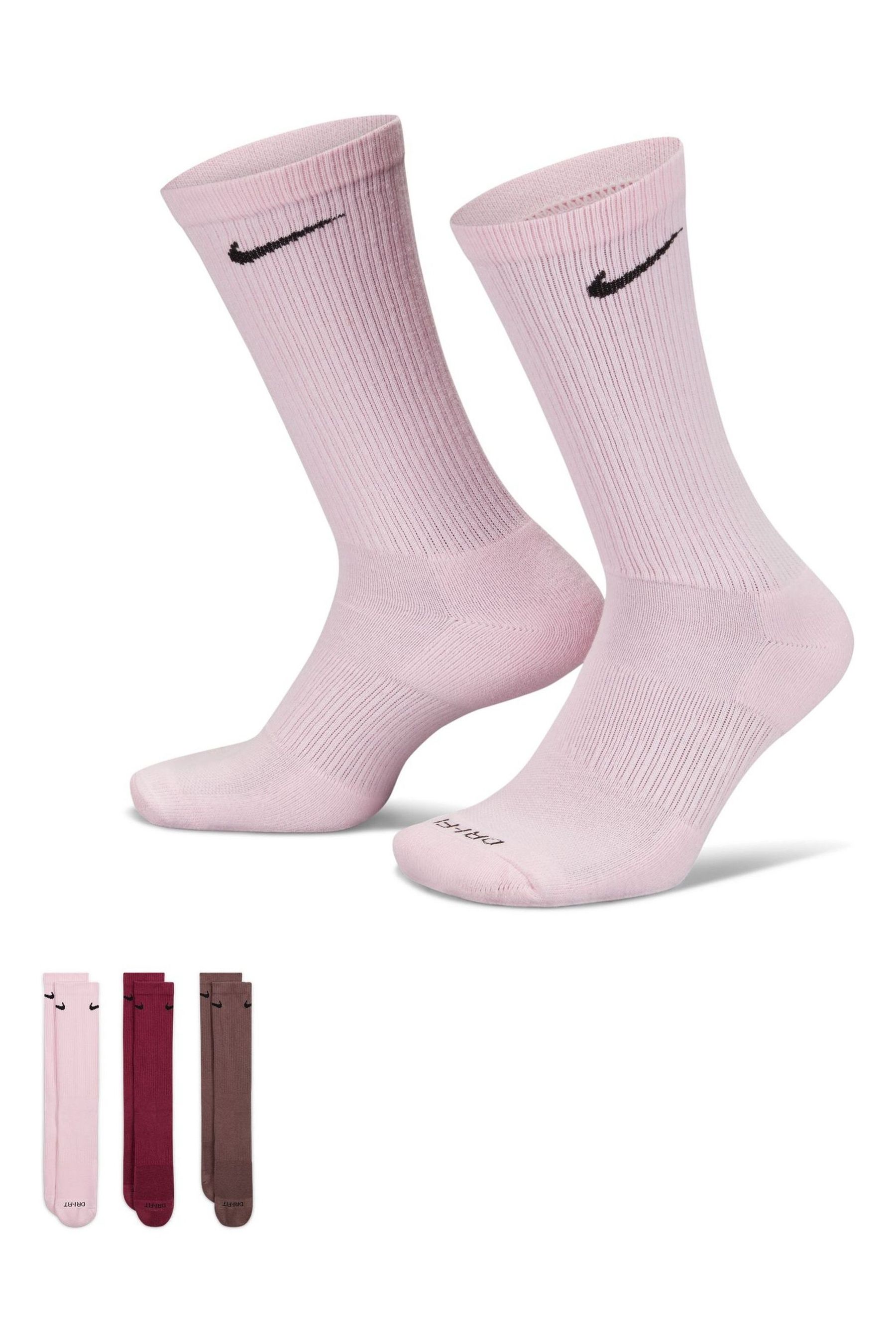 Where can i buy nike socks on sale