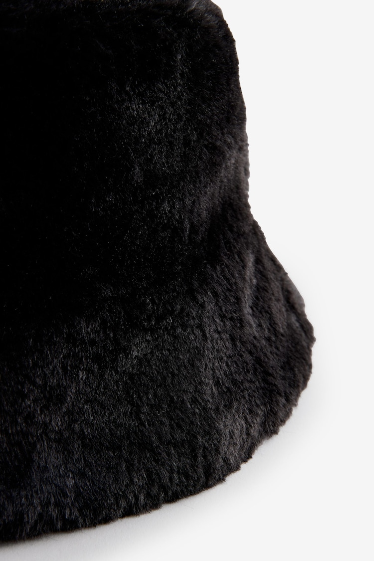 Black Faux Fur Bucket beanie Hat - Image 2 of 3