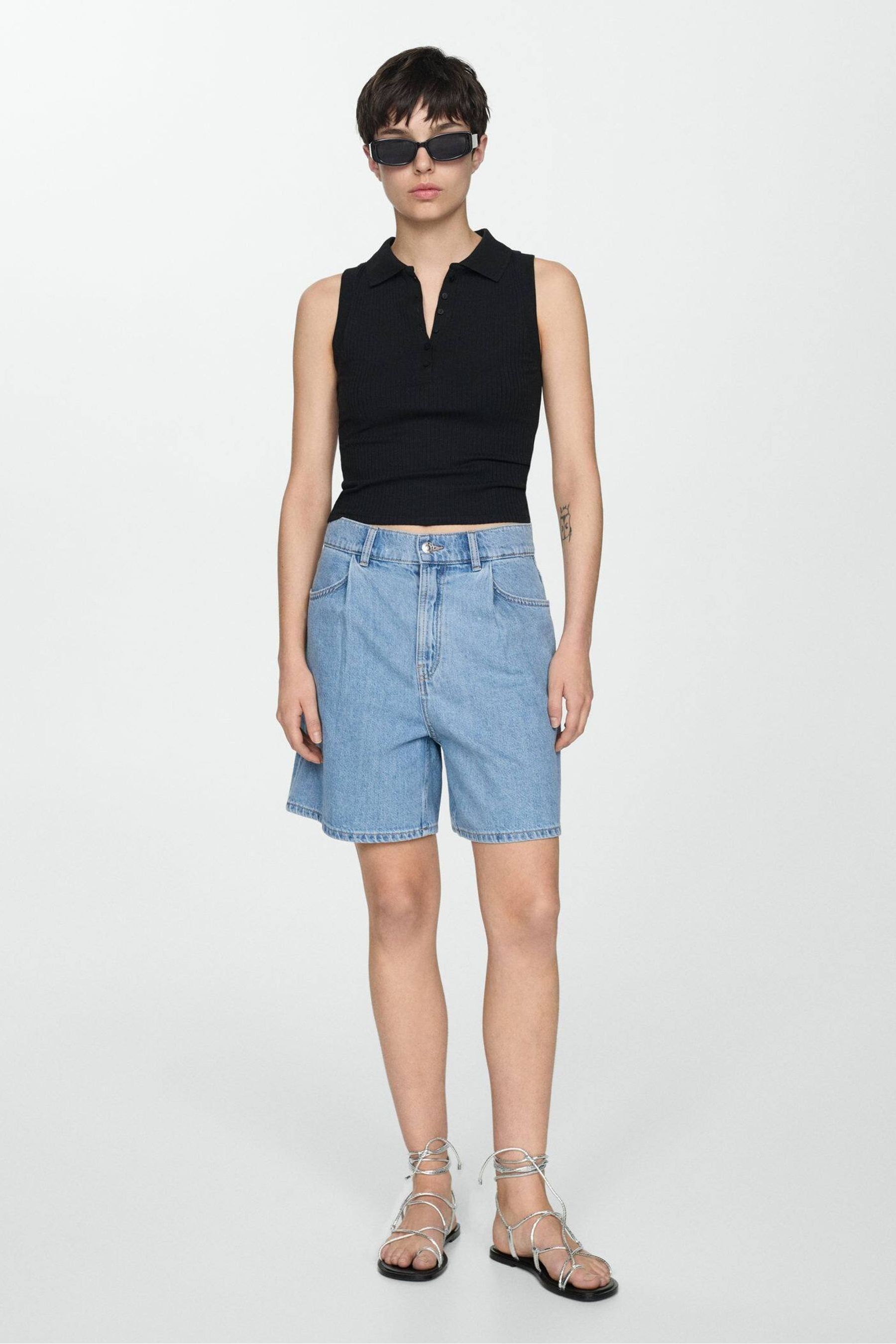 Mango shorts online store