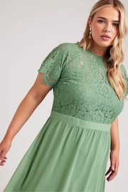 Yours Curve Green Lace Sweetheart Midi Dress - Image 3 of 5