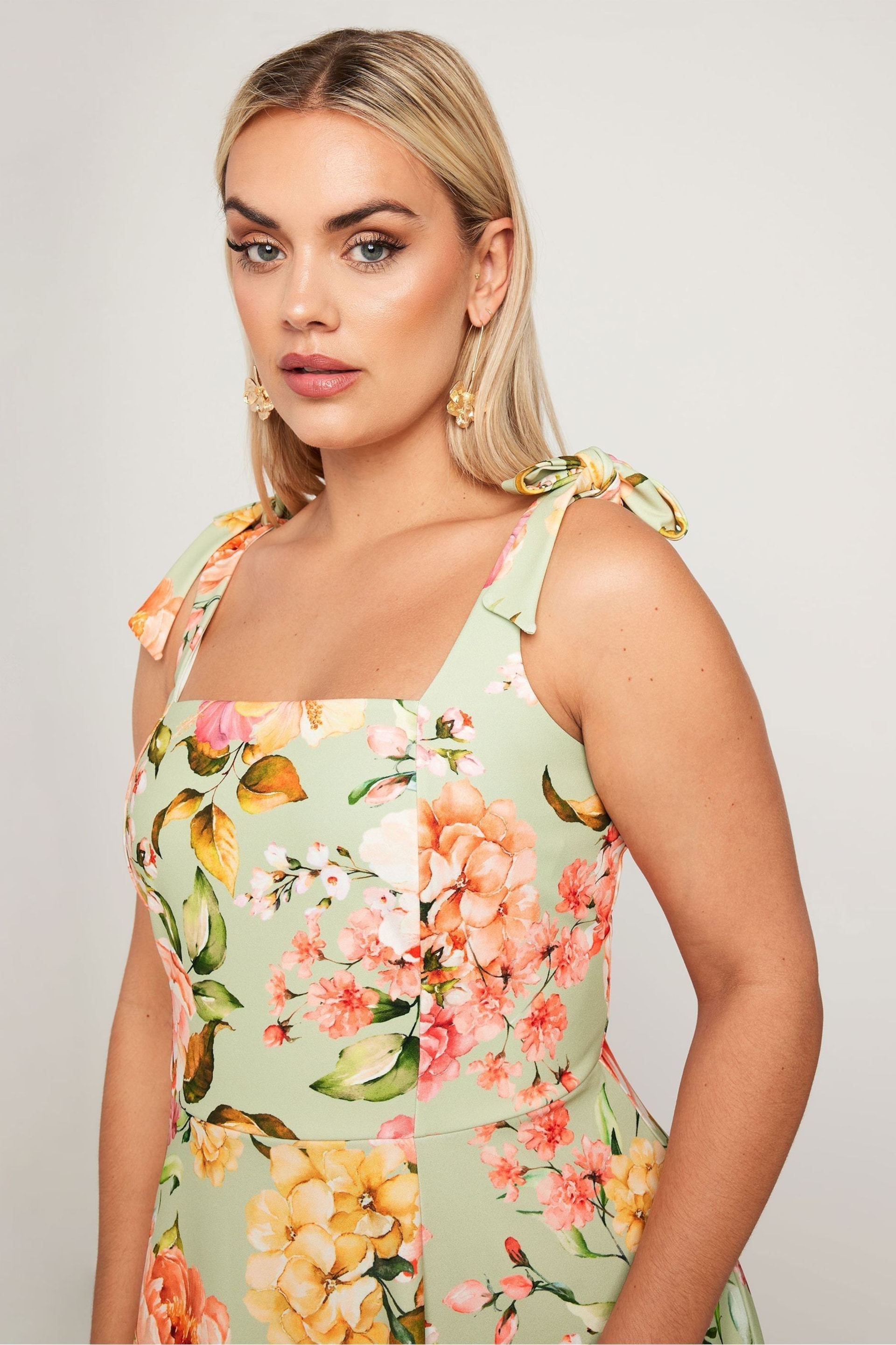 Yours Curve Green LIMITED COLLECTION Curve Blue Floral Print Bow Strap Midaxi Dress - Image 2 of 5