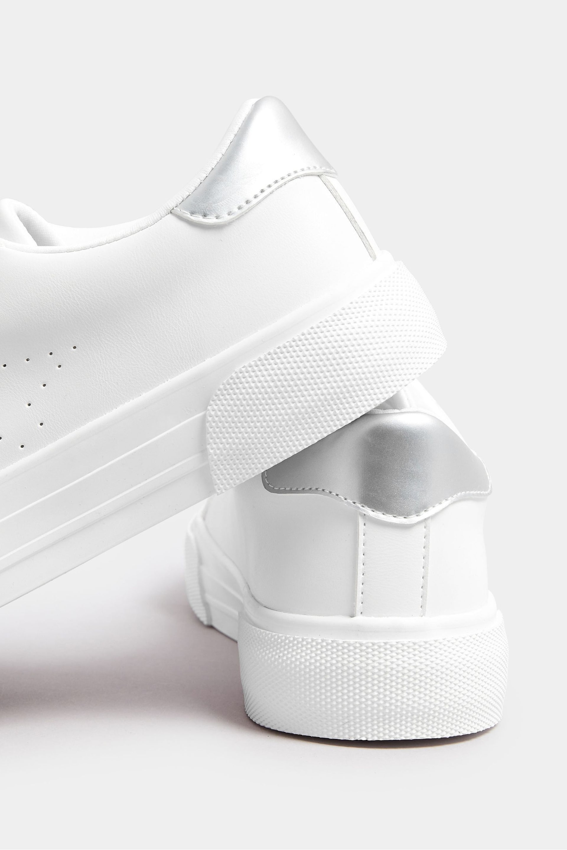 Yours Curve White Extra Wide Fit Star Cut Out Trainers - Image 4 of 4