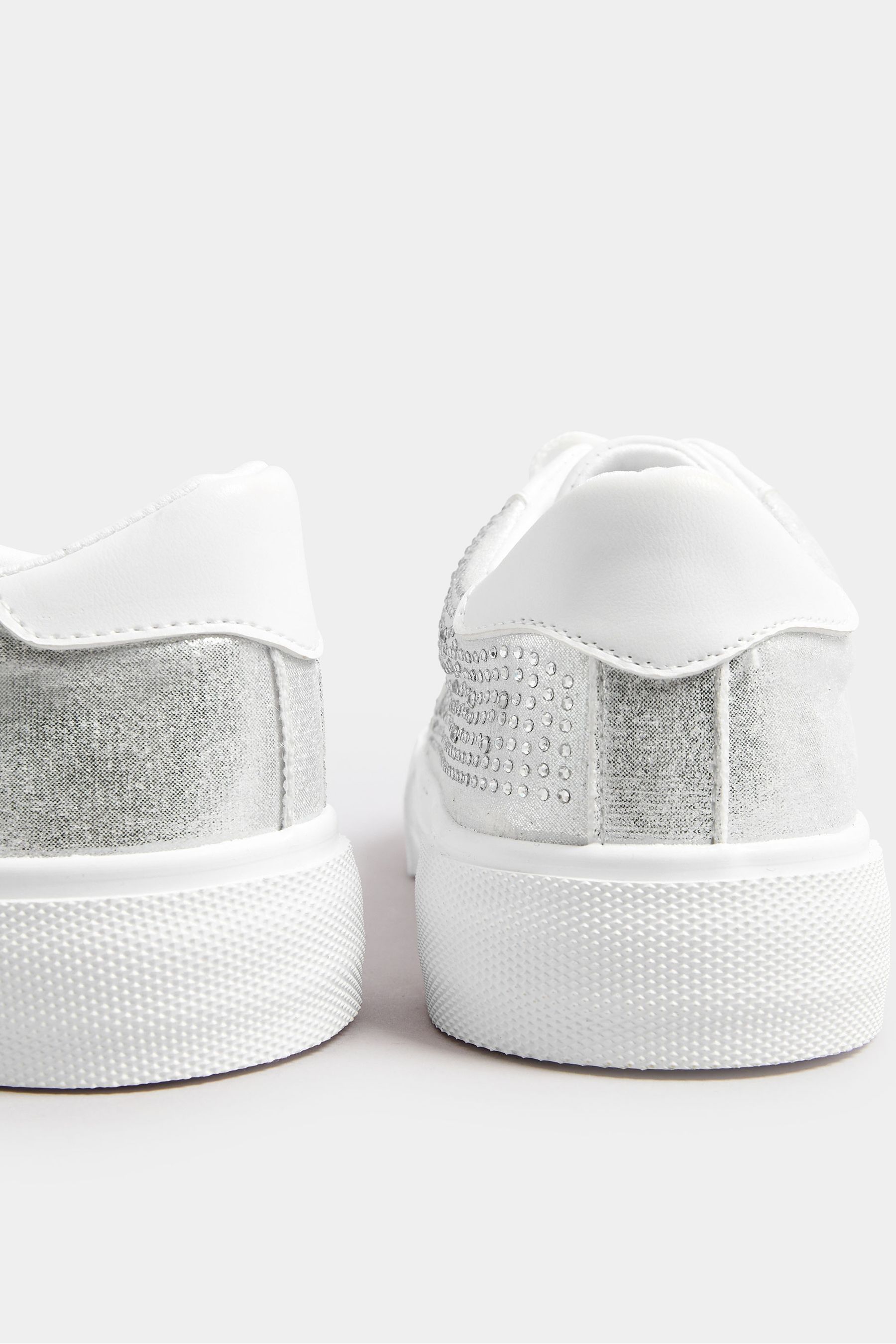 White trainers with diamante 2025