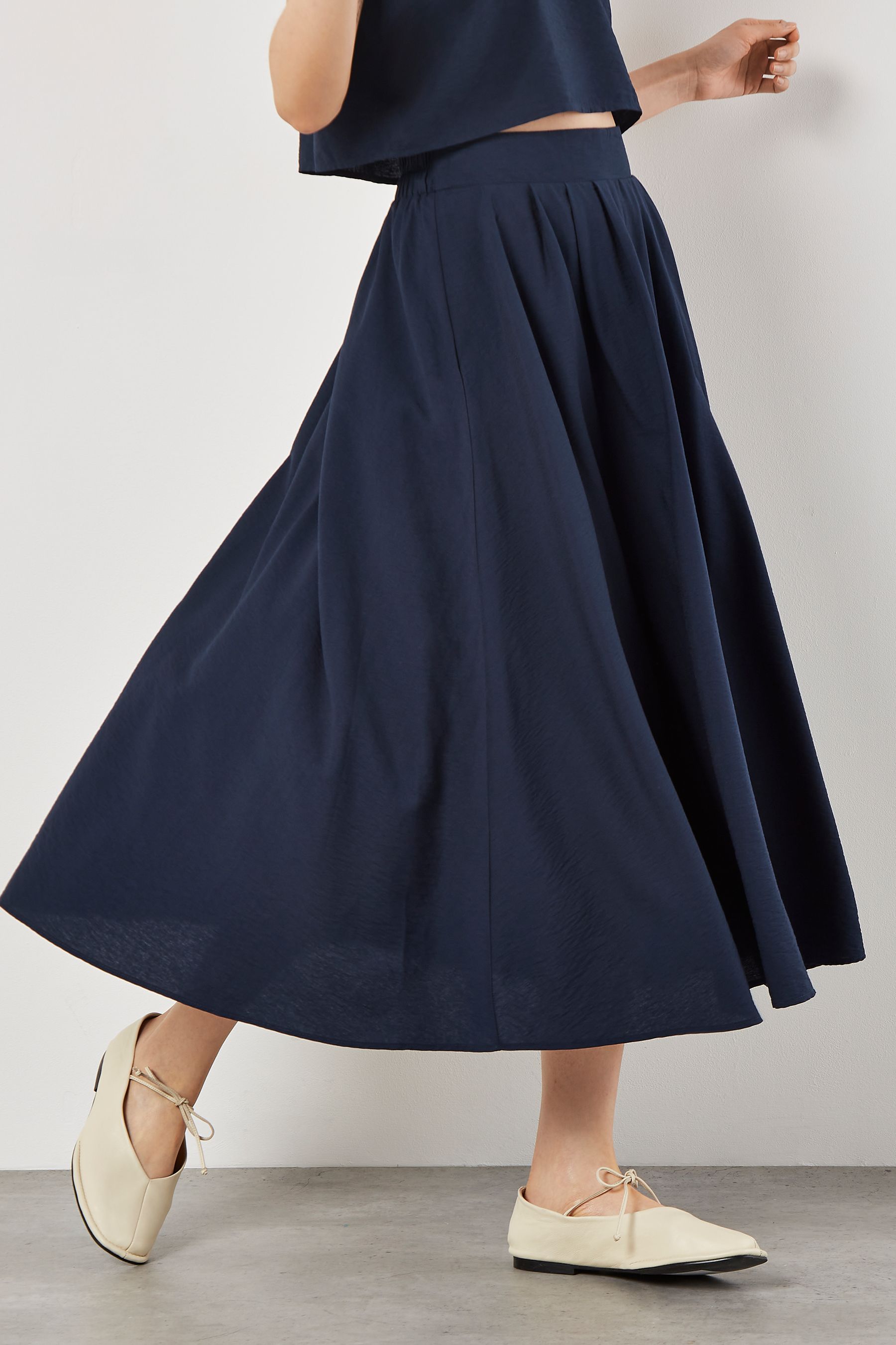 Midi skirt blue store